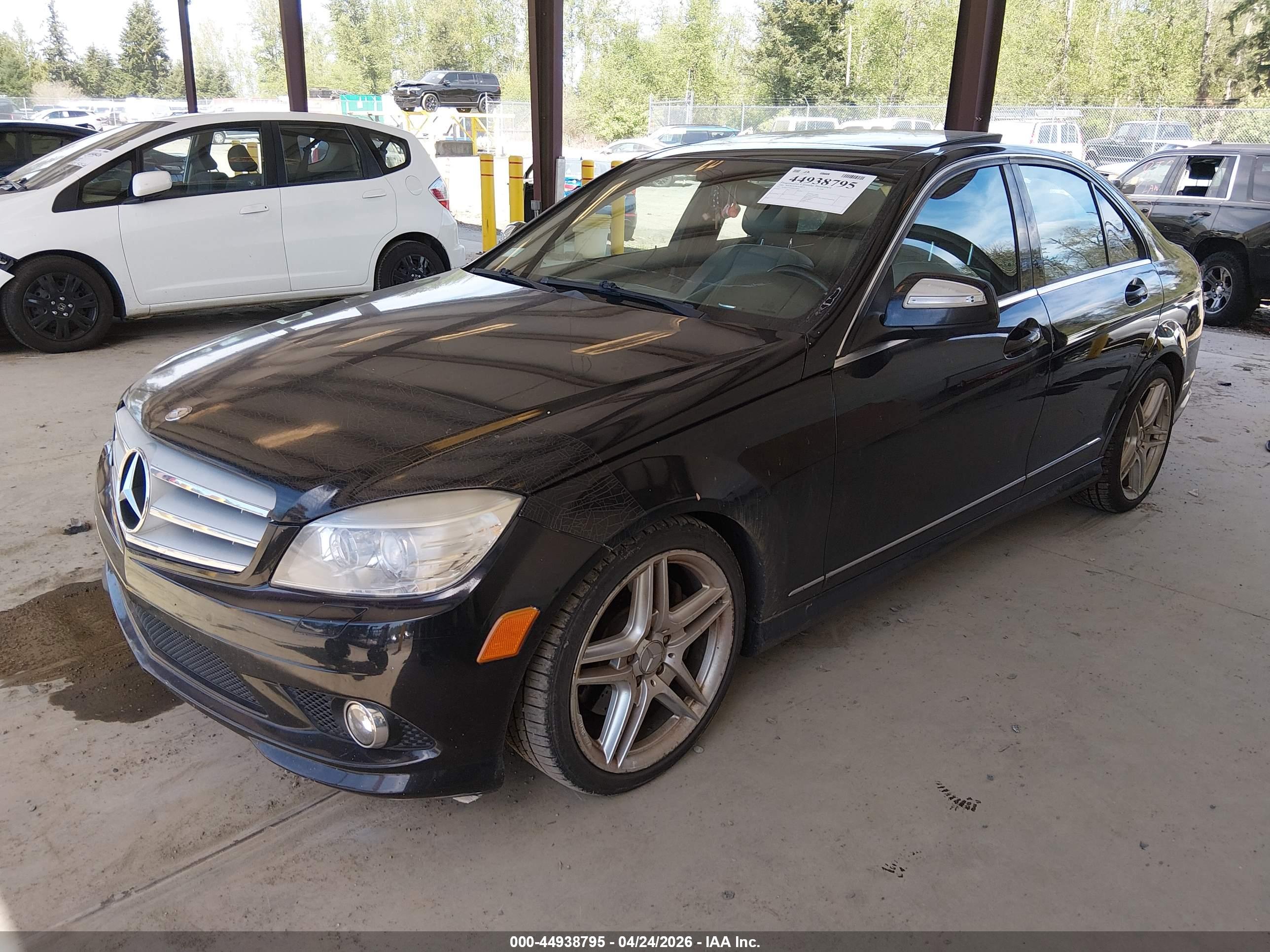 MERCEDES-BENZ C image 2