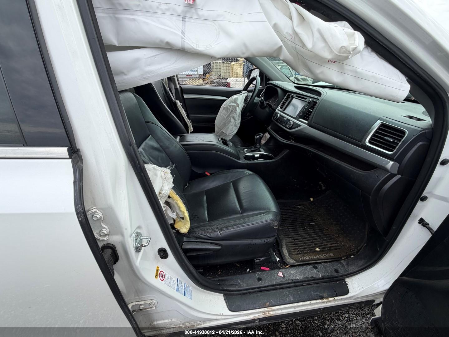 TOYOTA HIGHLANDER image 5
