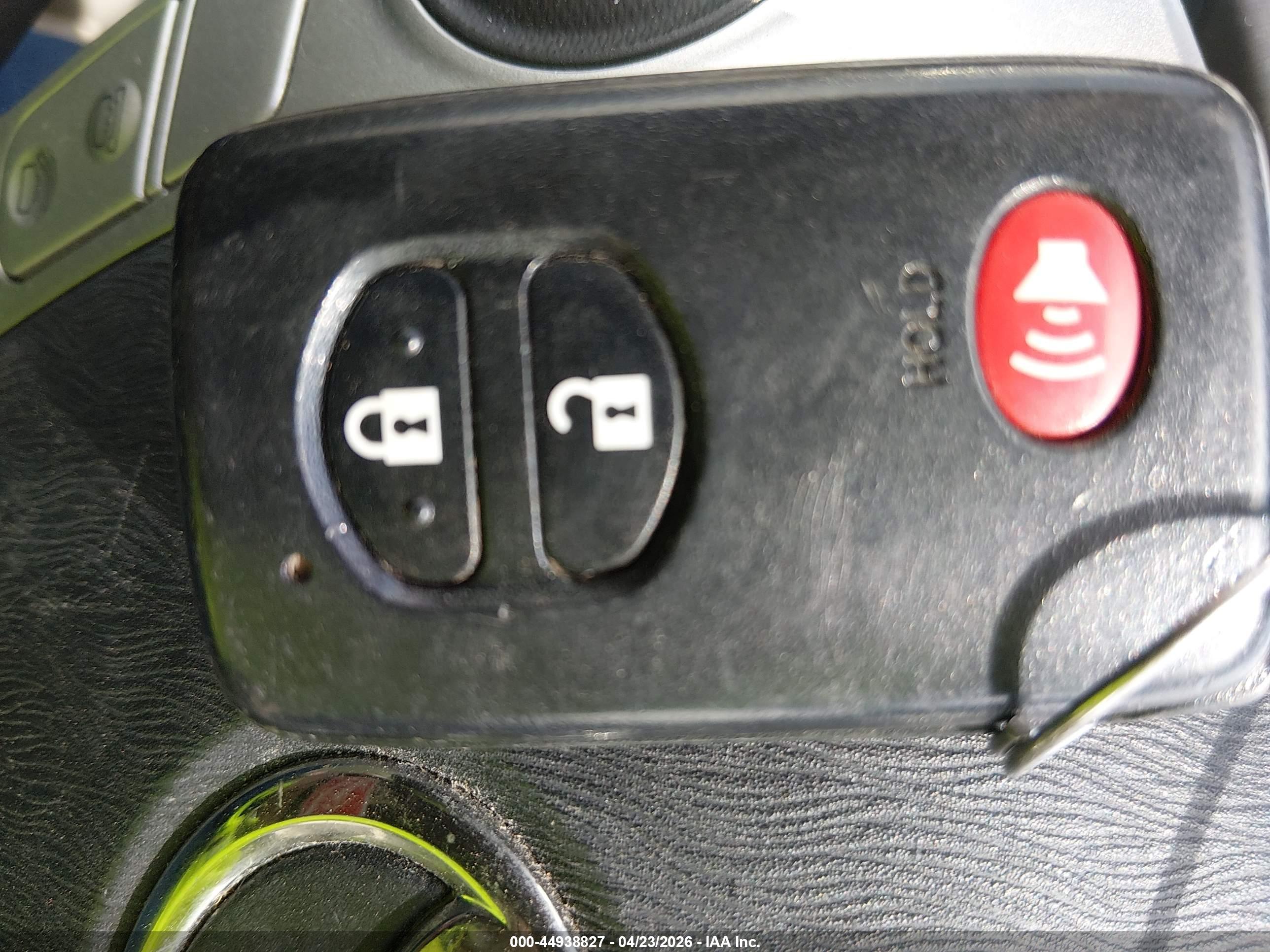 TOYOTA PRIUS image 11
