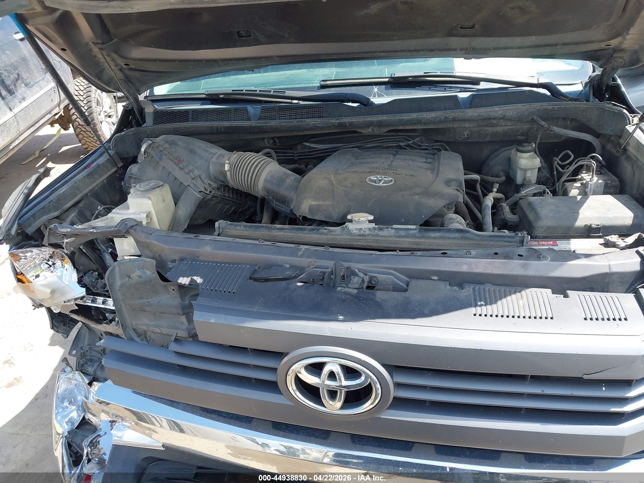 TOYOTA TUNDRA image 10