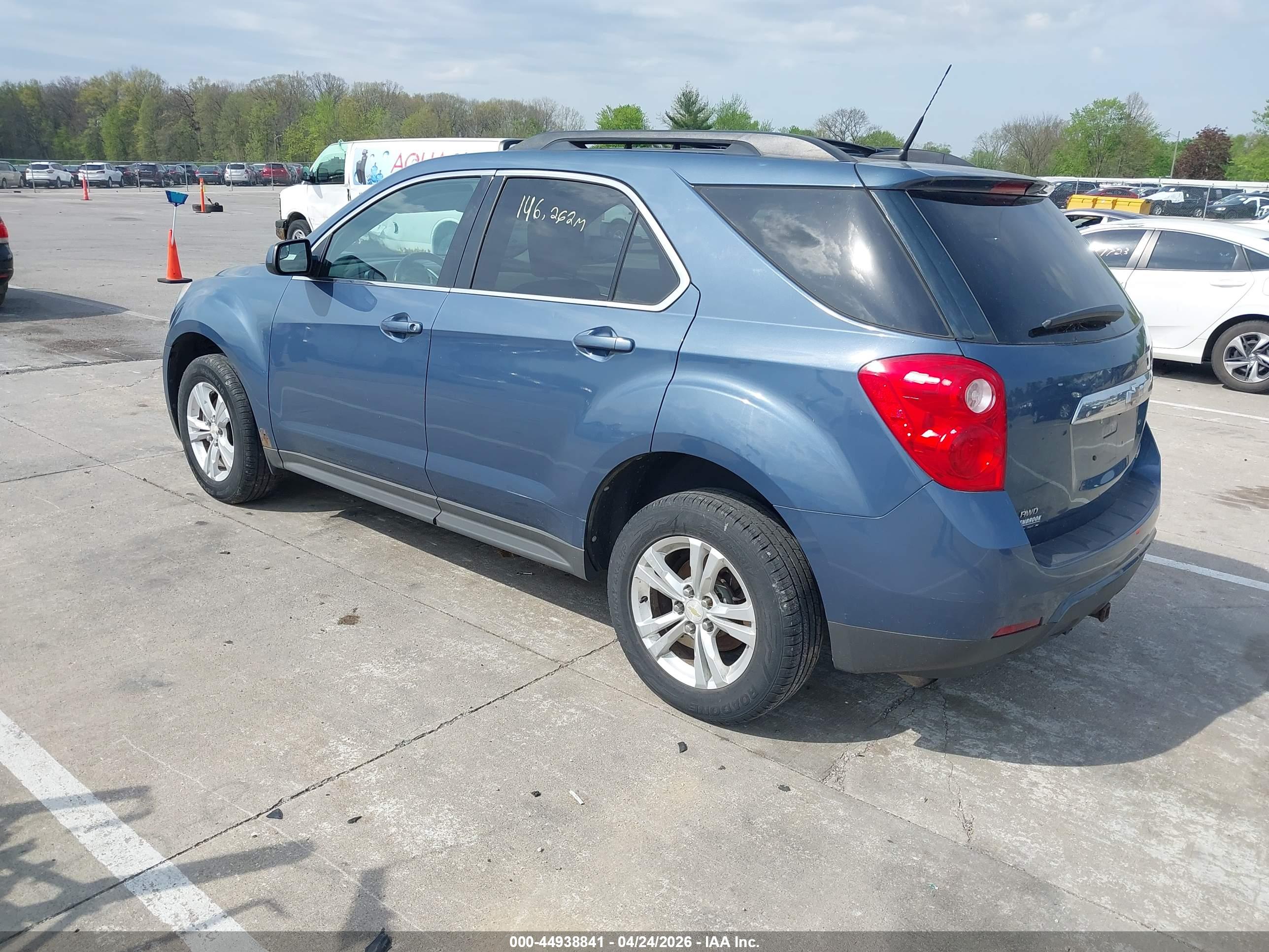 CHEVROLET EQUINOX image 3