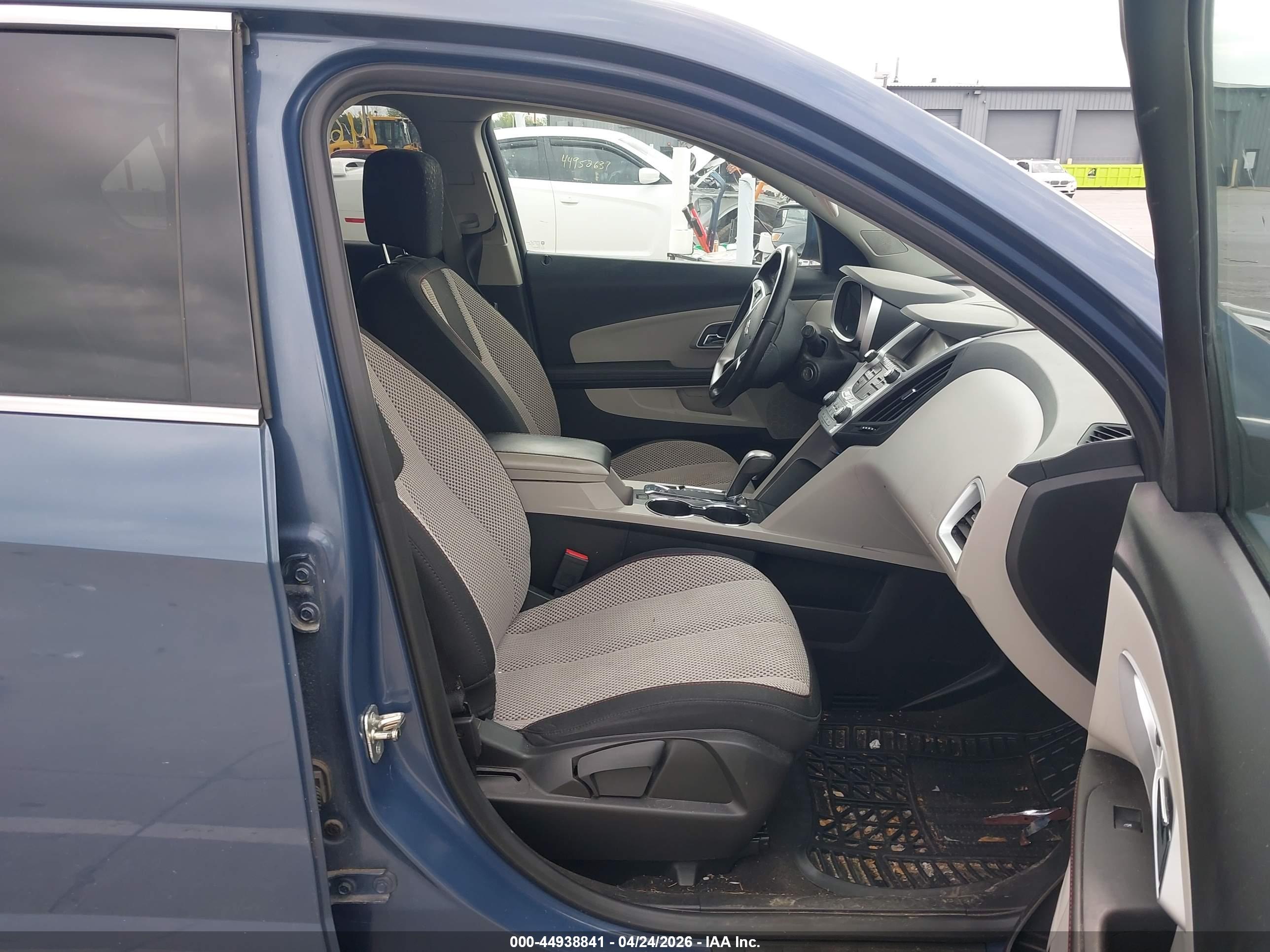 CHEVROLET EQUINOX image 5