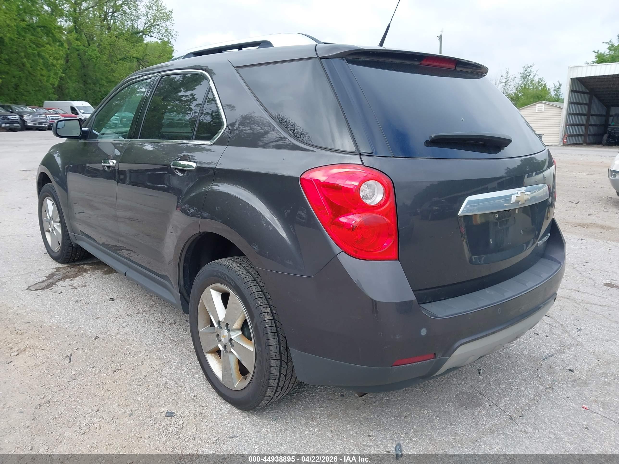 CHEVROLET EQUINOX image 3