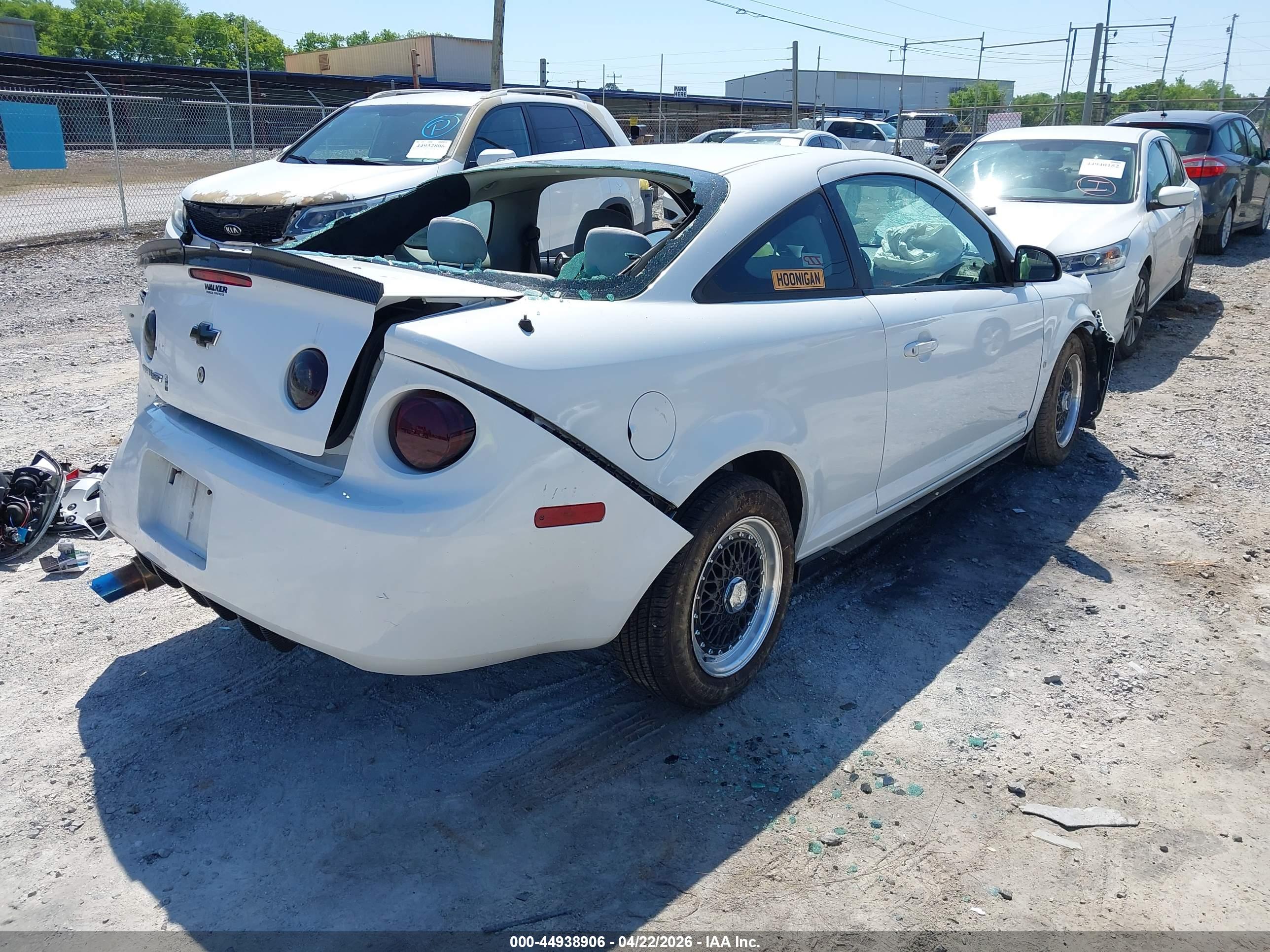 CHEVROLET COBALT image 4