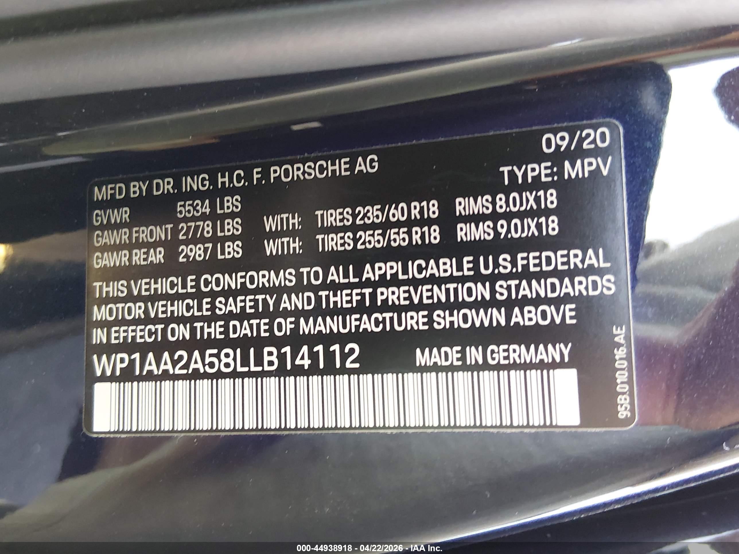 PORSCHE MACAN image 9