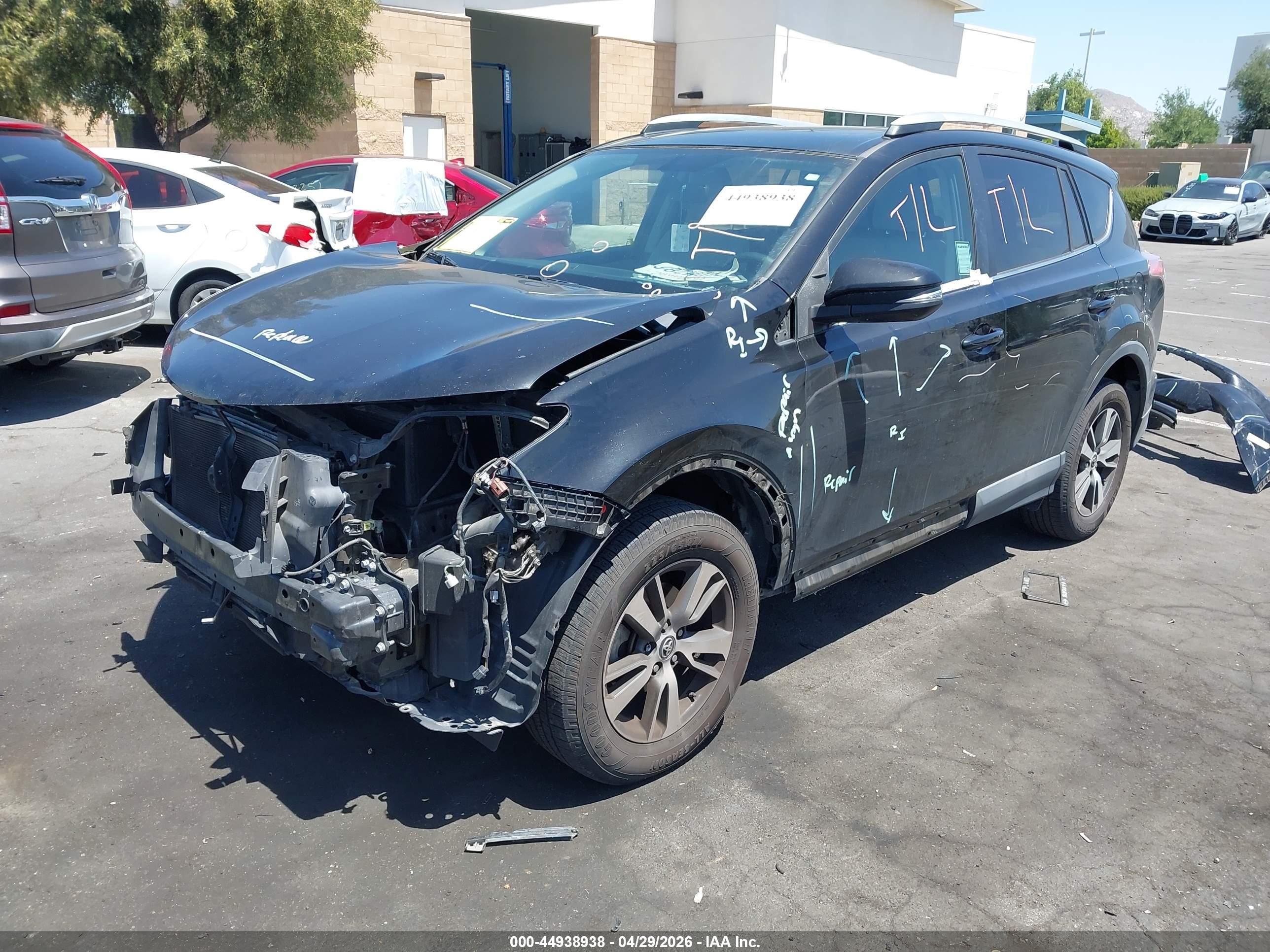 TOYOTA RAV4 image 2