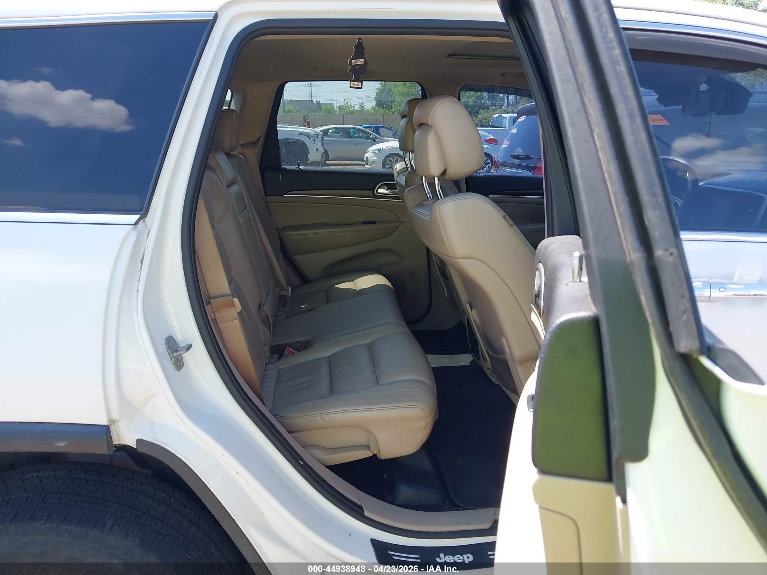 JEEP GRAND image 8
