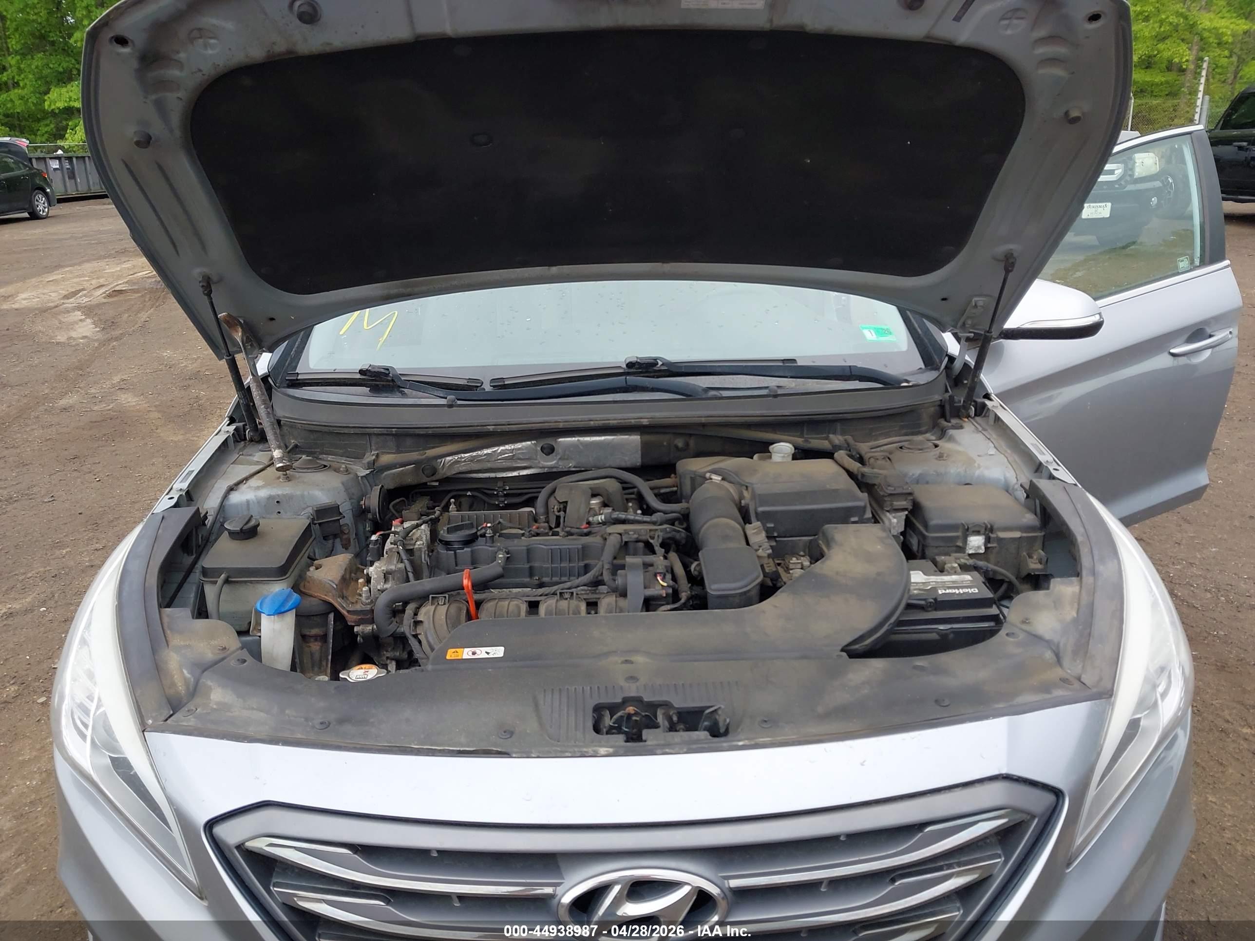 HYUNDAI SONATA image 10