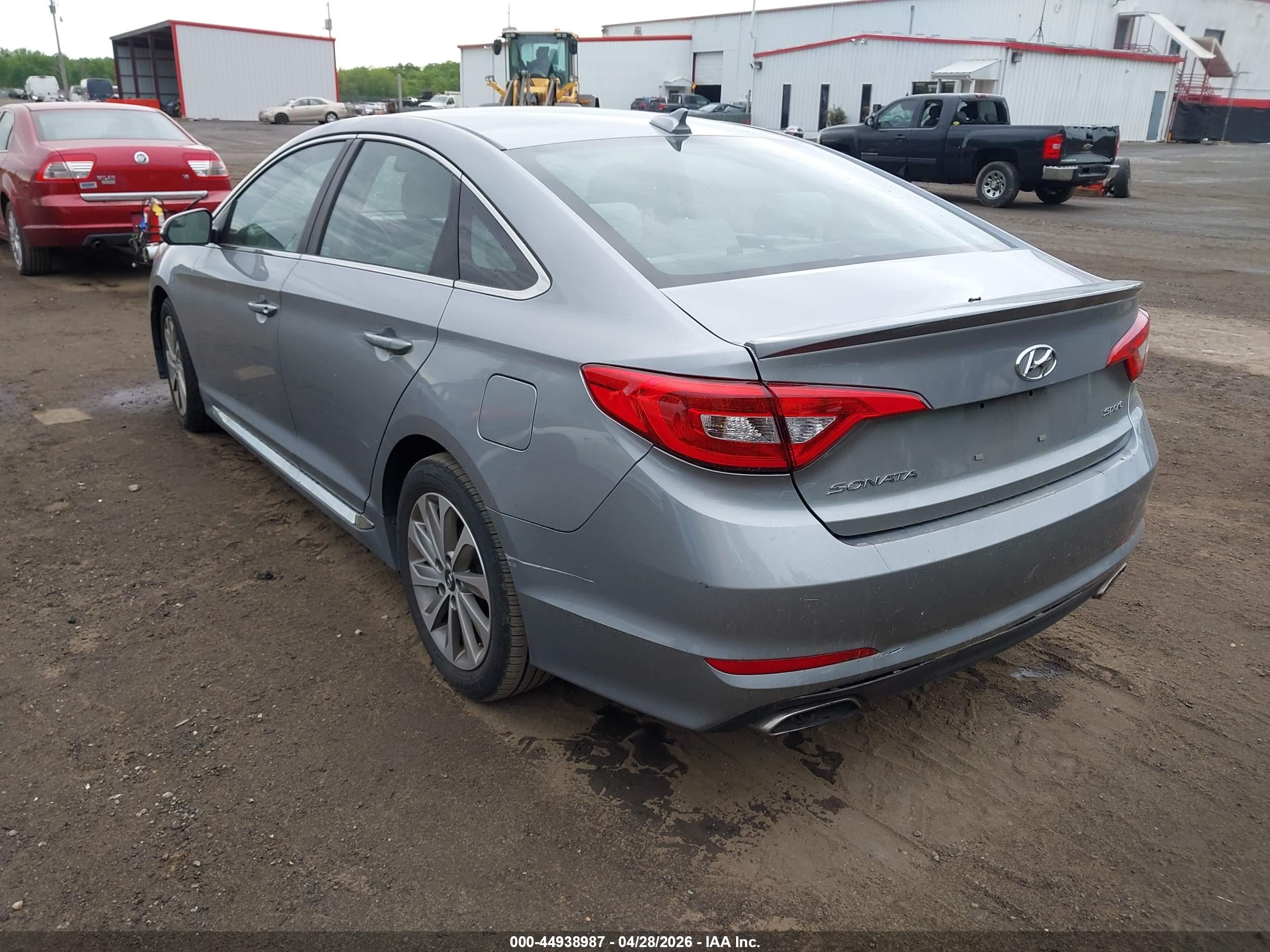 HYUNDAI SONATA image 3
