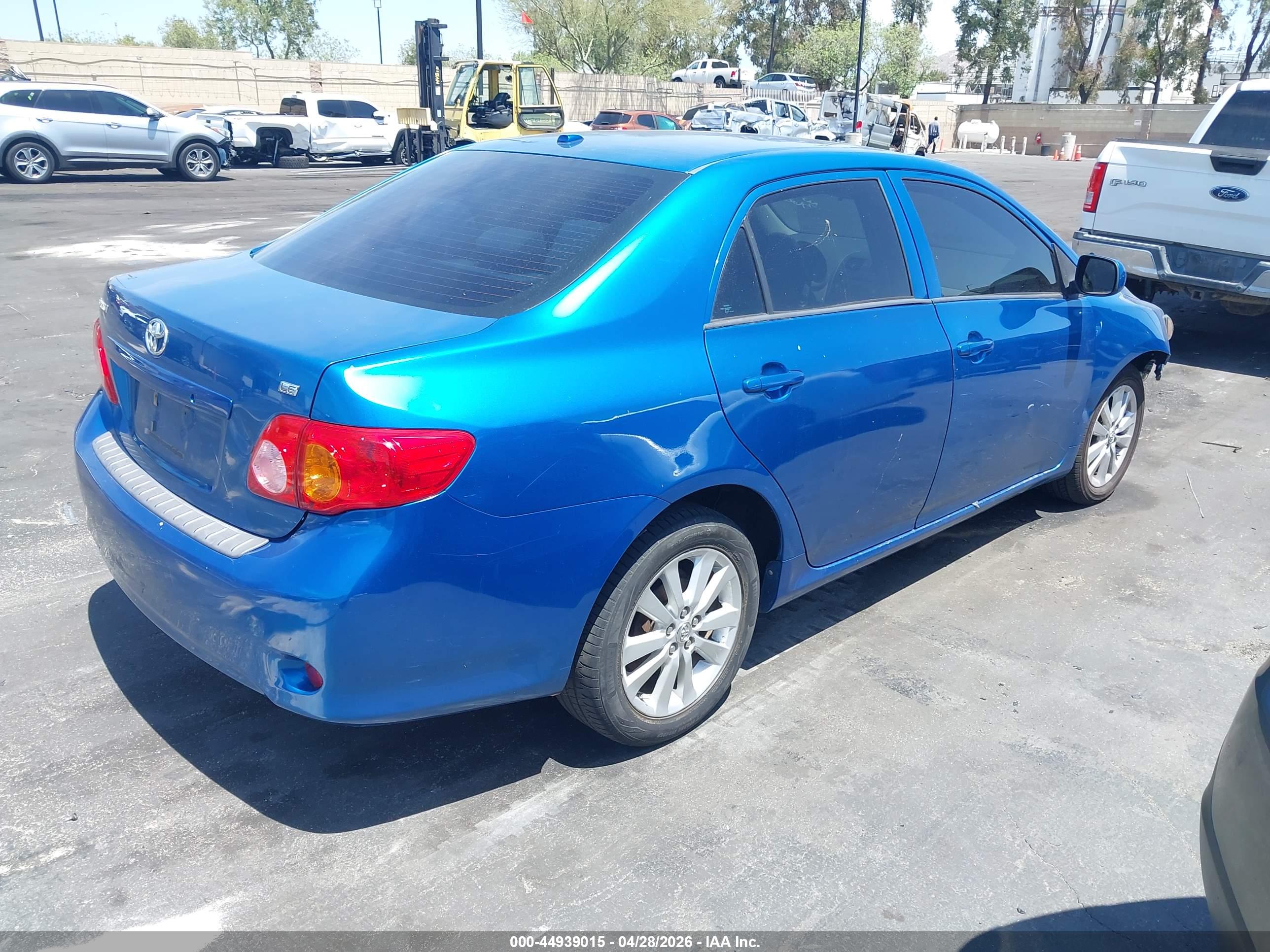 TOYOTA COROLLA image 4