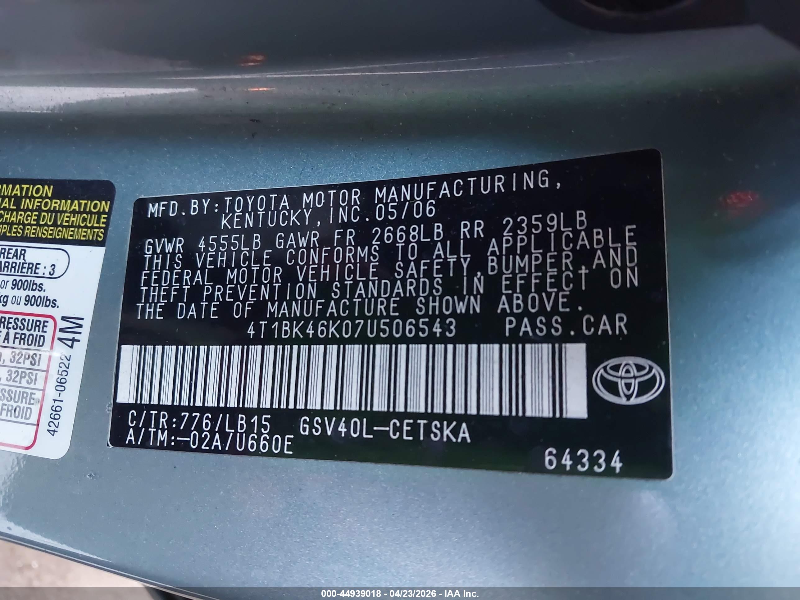 TOYOTA CAMRY image 9