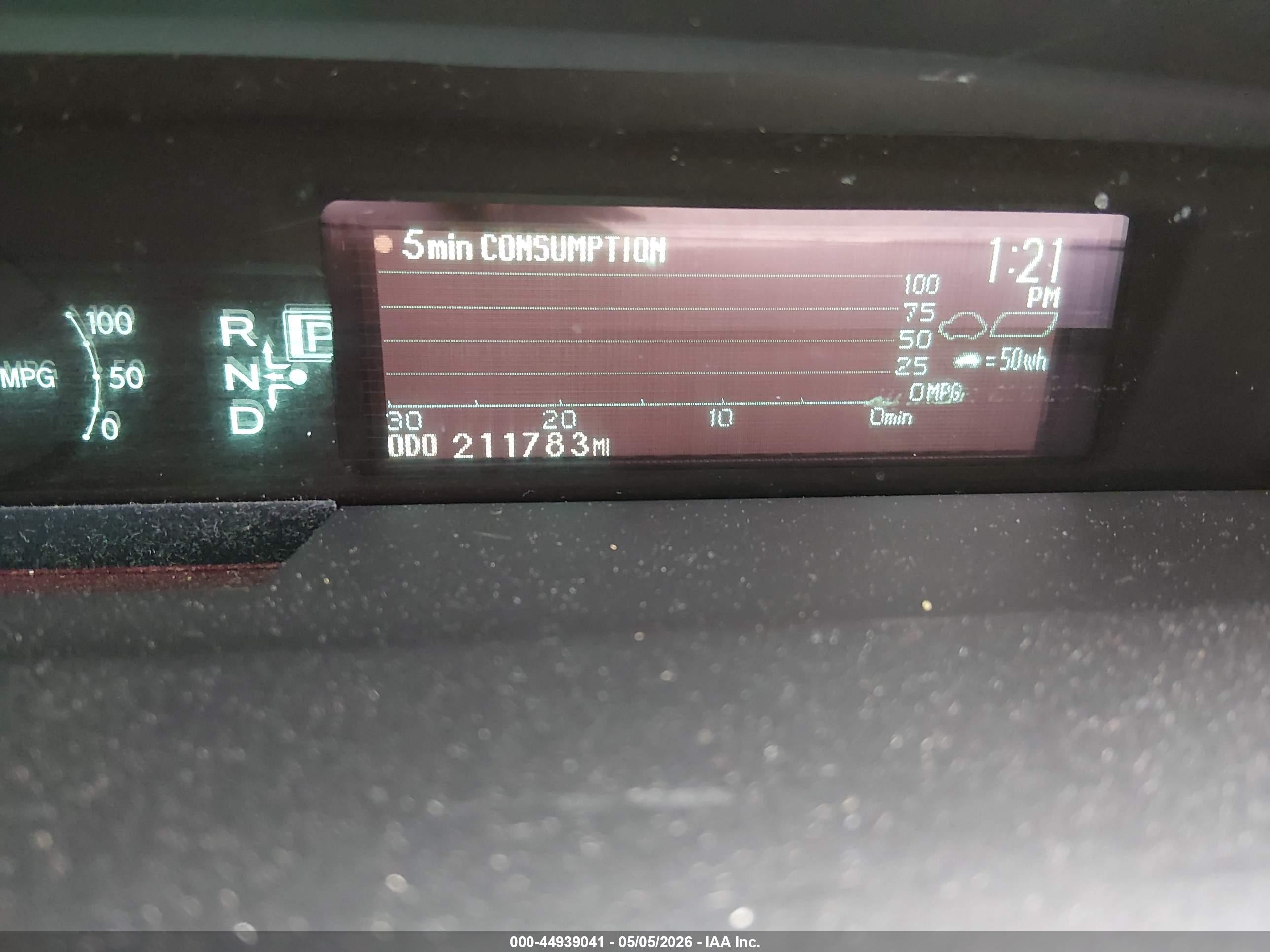 TOYOTA PRIUS image 7