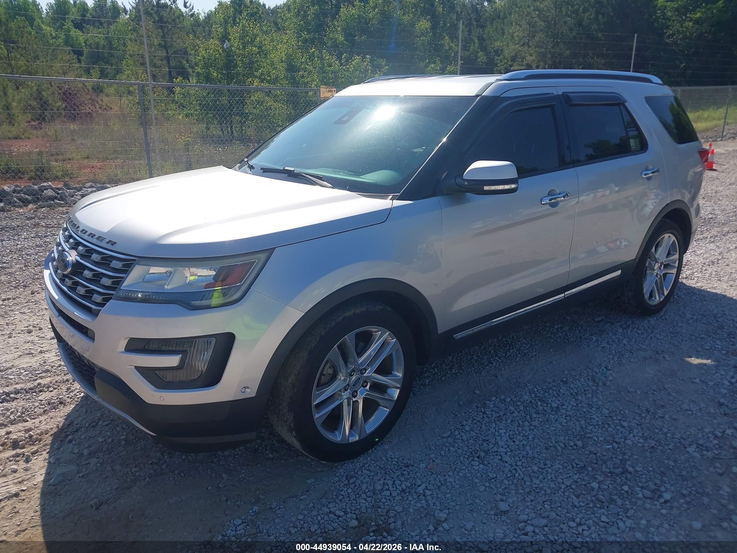 FORD EXPLORER image 2