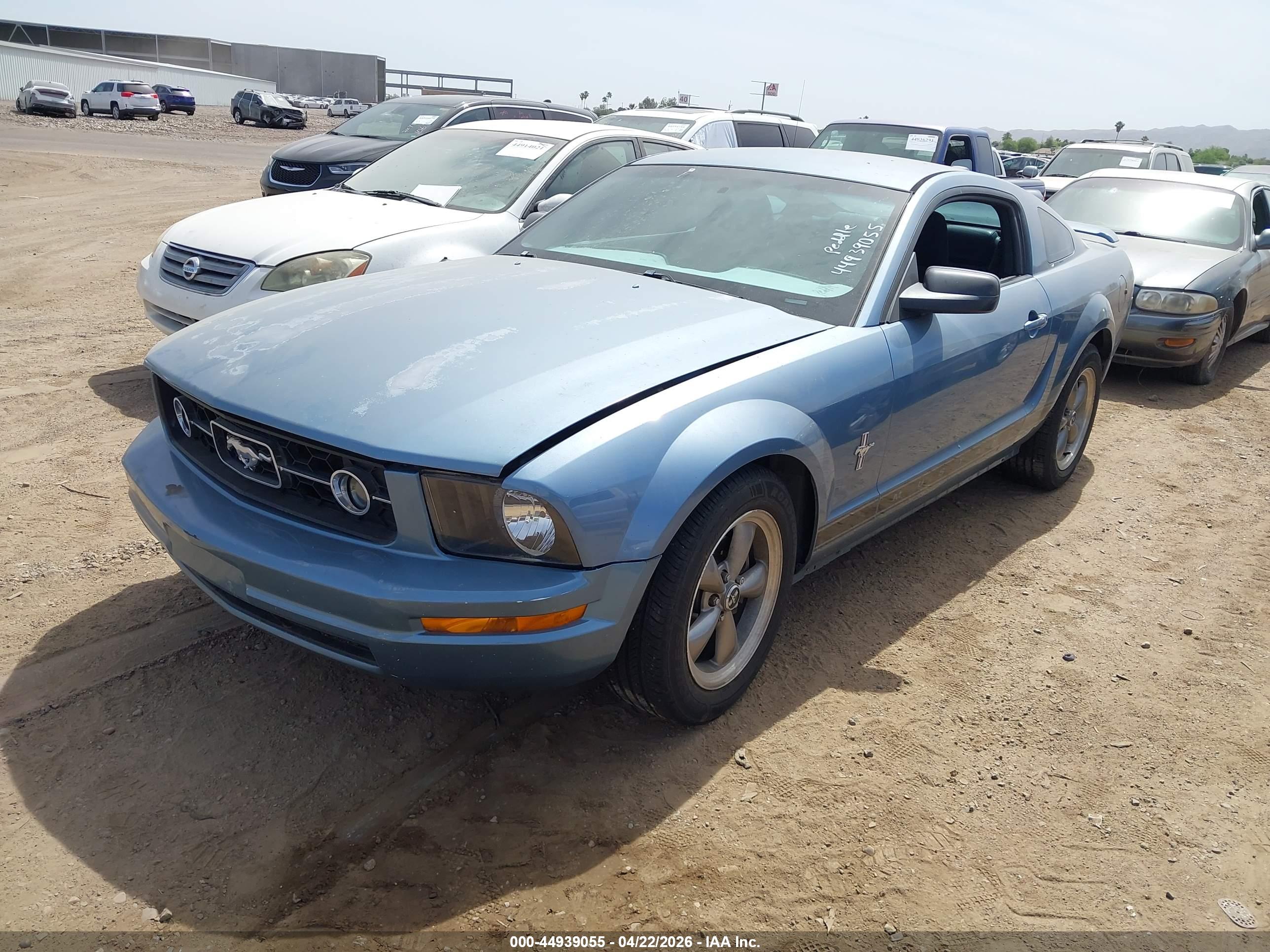 FORD MUSTANG image 2
