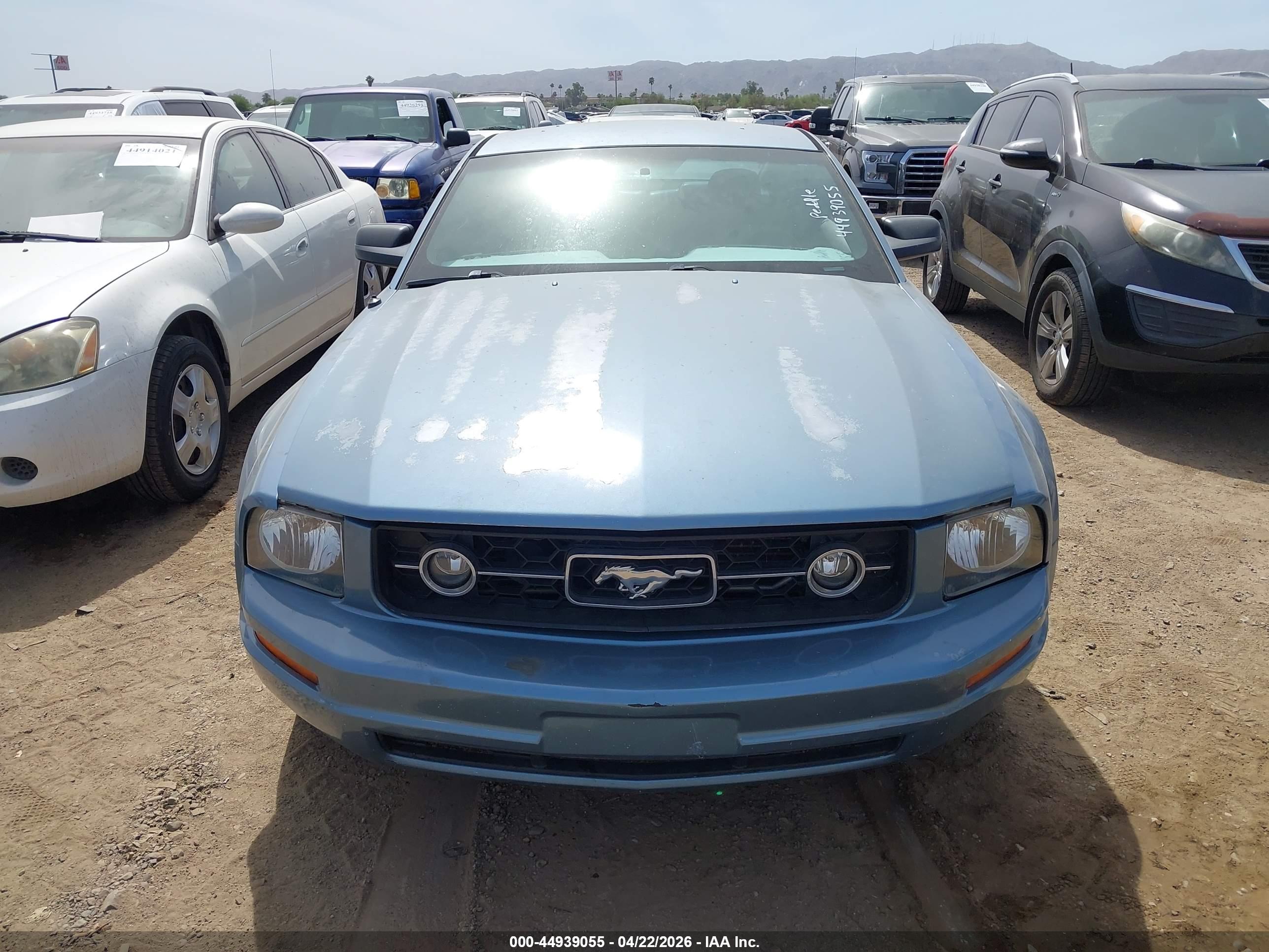 FORD MUSTANG image 6