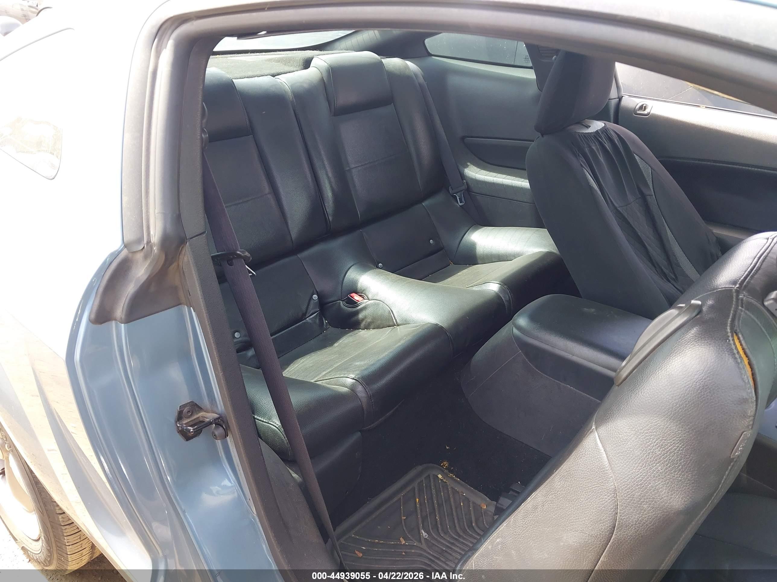FORD MUSTANG image 8