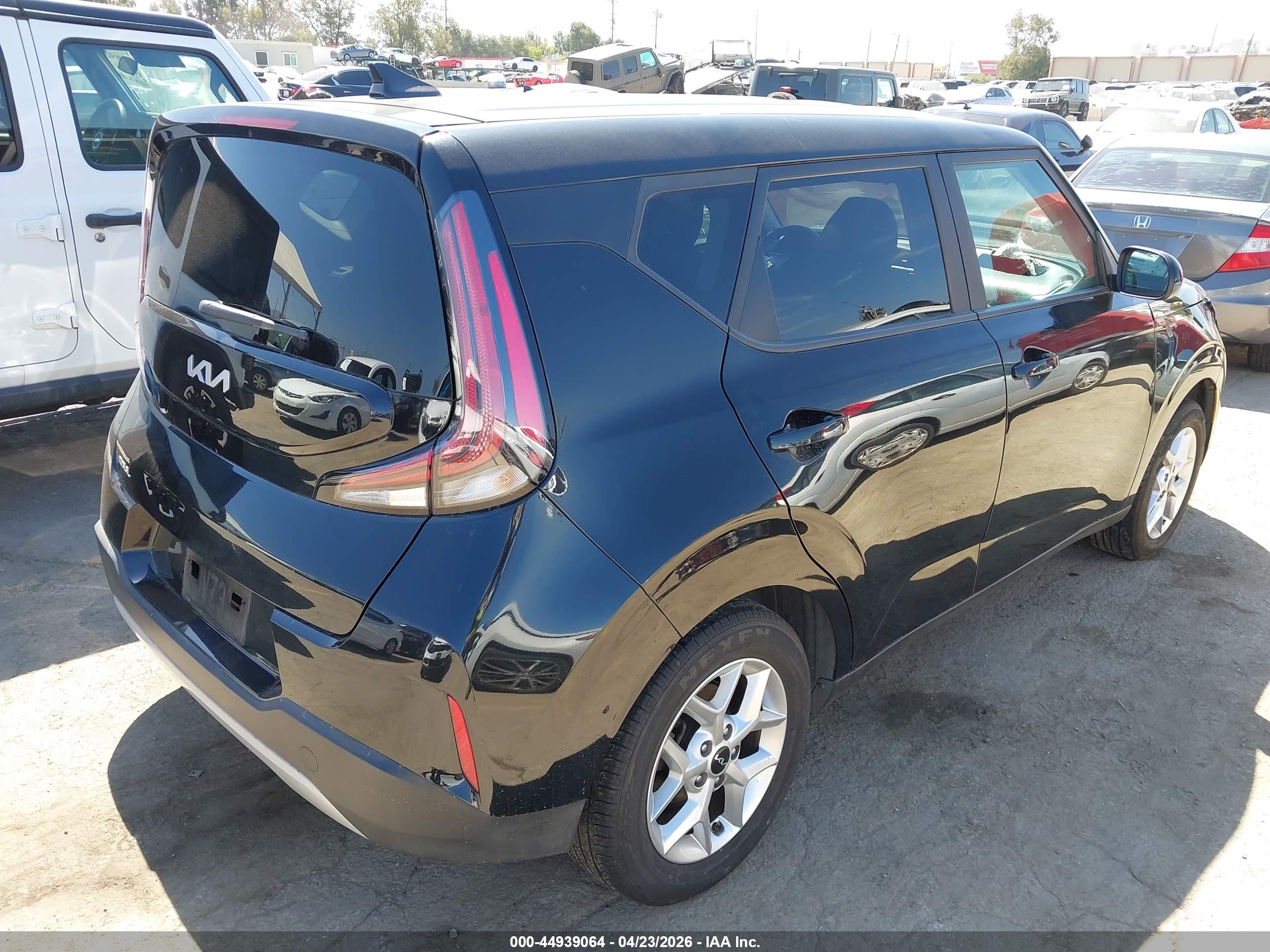 KIA SOUL image 4