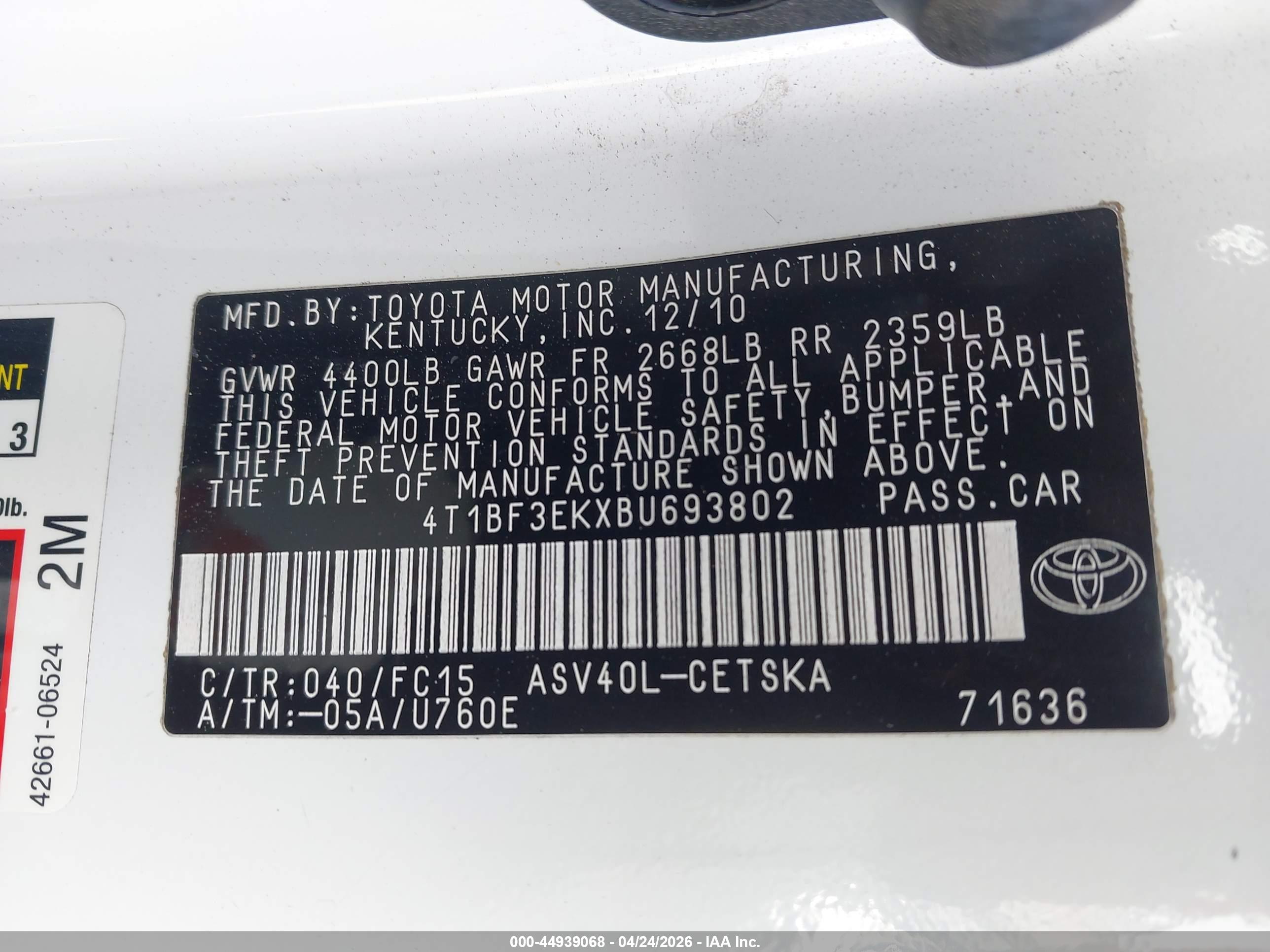 TOYOTA CAMRY image 9