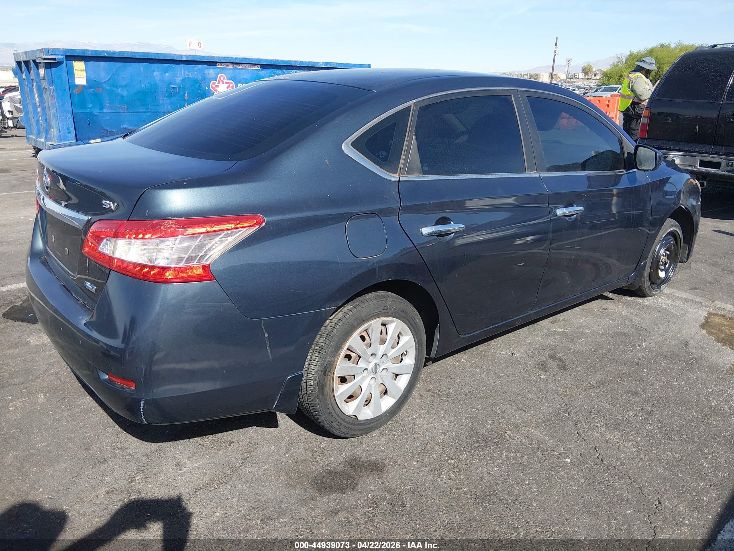 NISSAN SENTRA image 4