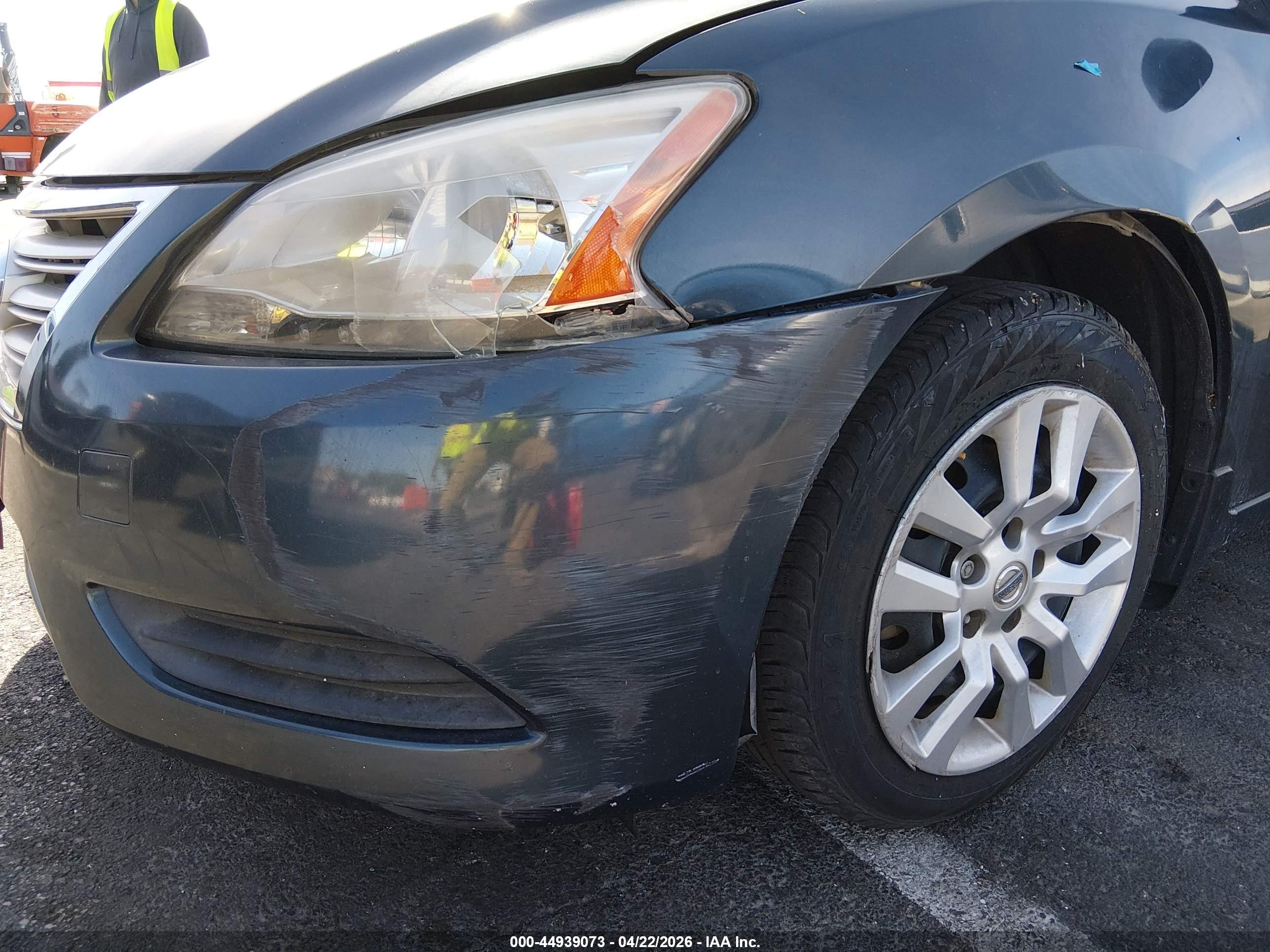 NISSAN SENTRA image 6