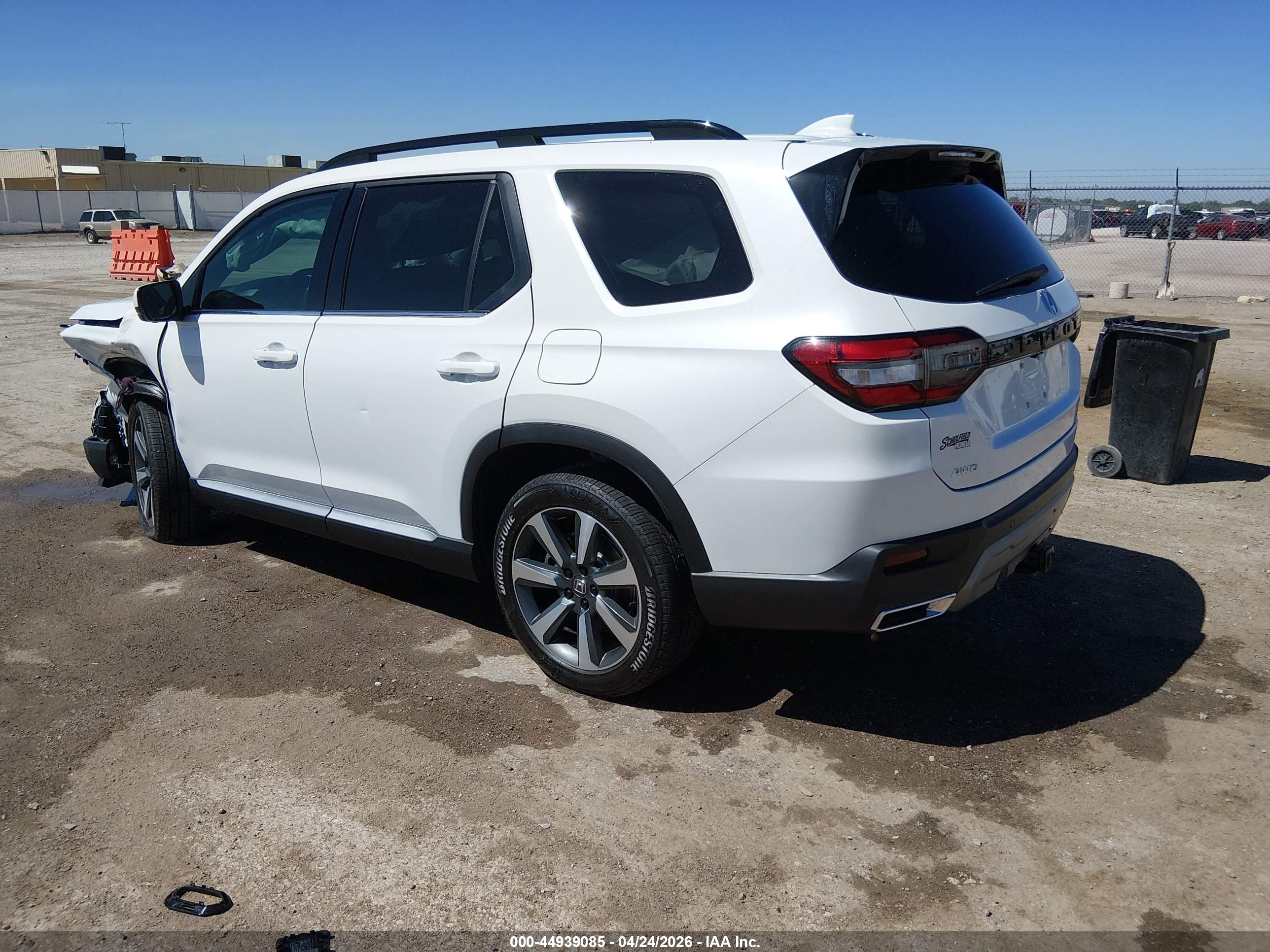 HONDA PILOT image 3