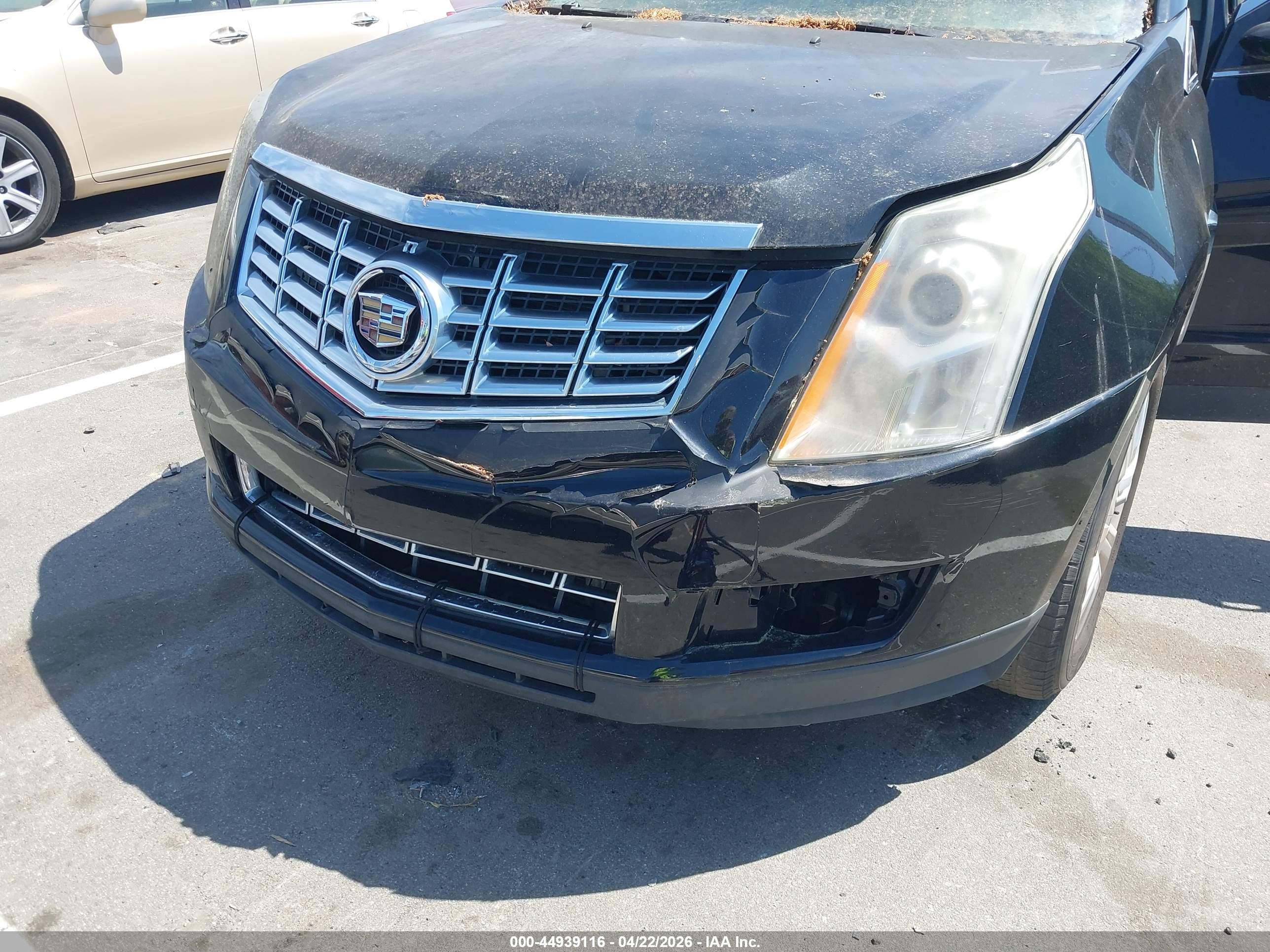 CADILLAC SRX image 6