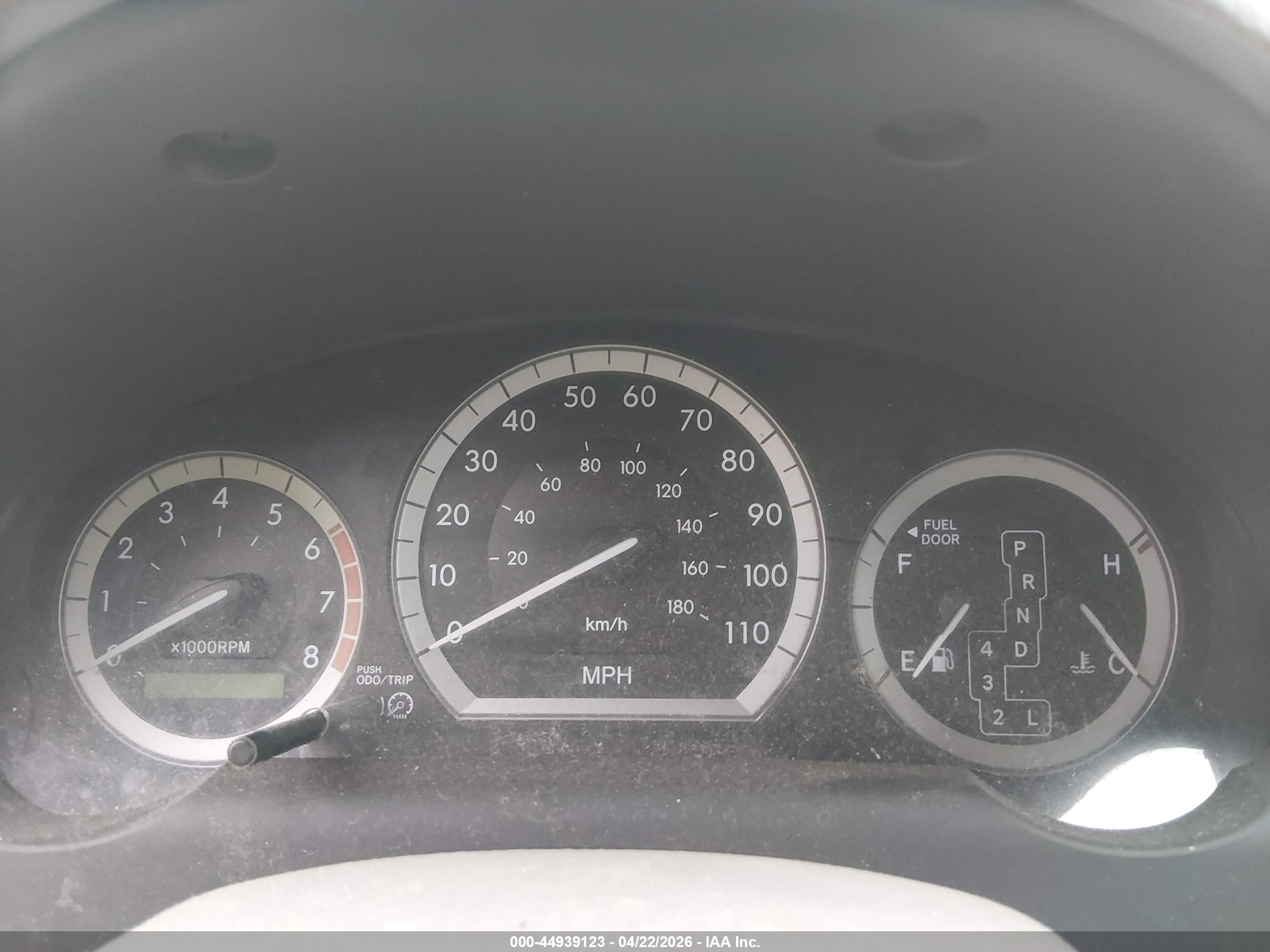 TOYOTA SIENNA image 7