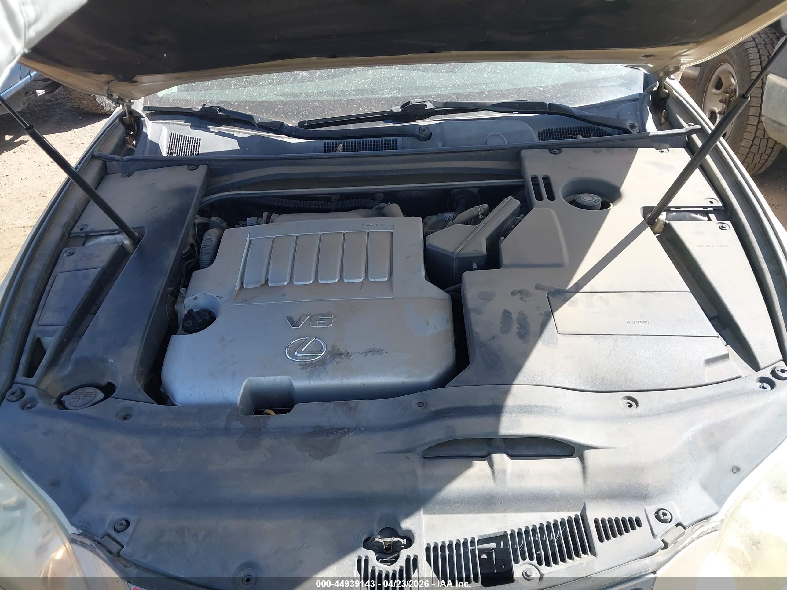 LEXUS ES image 10