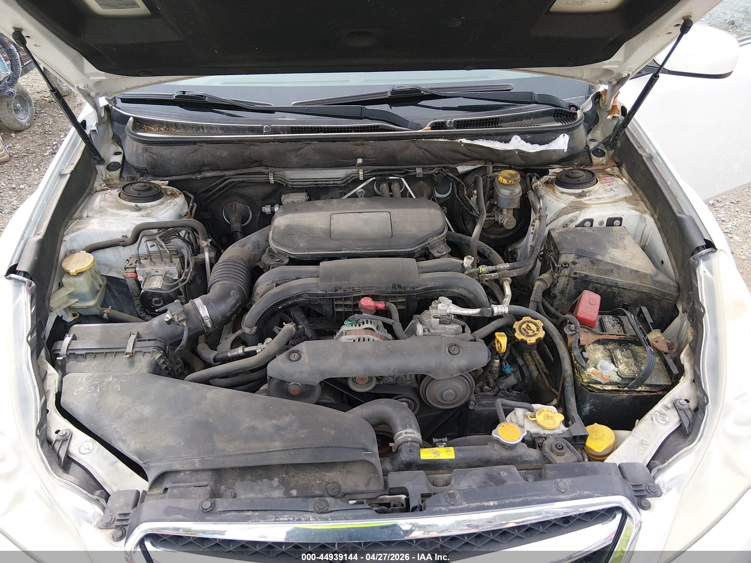SUBARU LEGACY image 10
