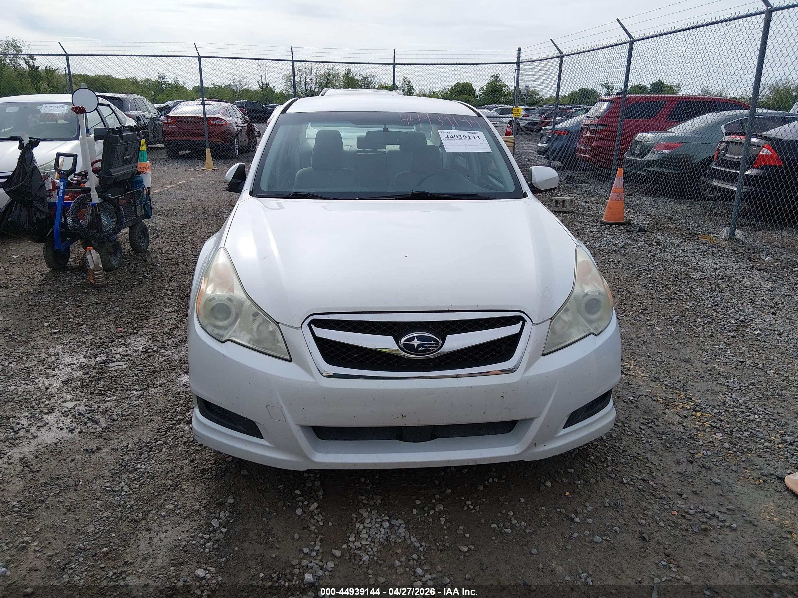 SUBARU LEGACY image 6