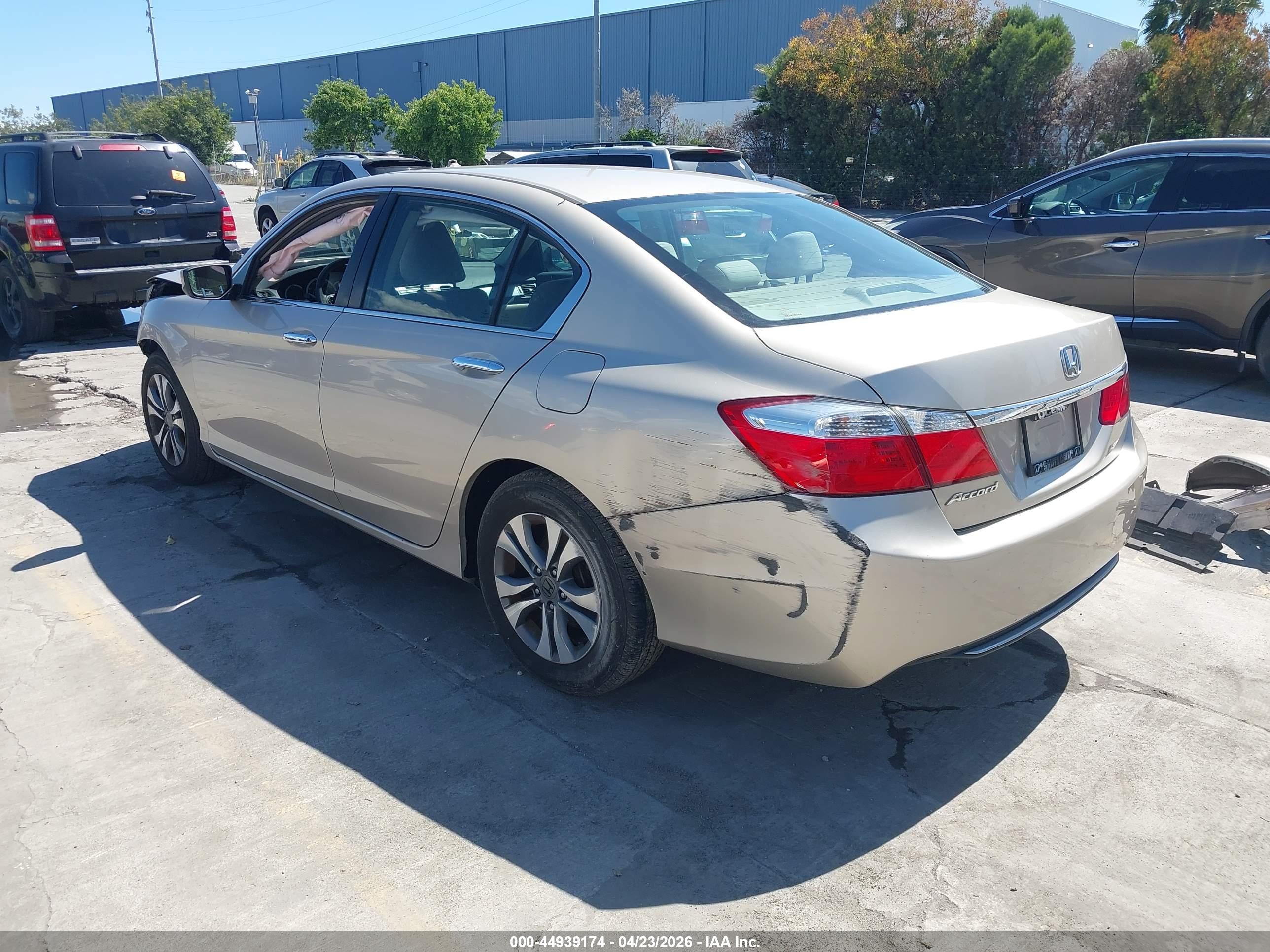 HONDA ACCORD image 3