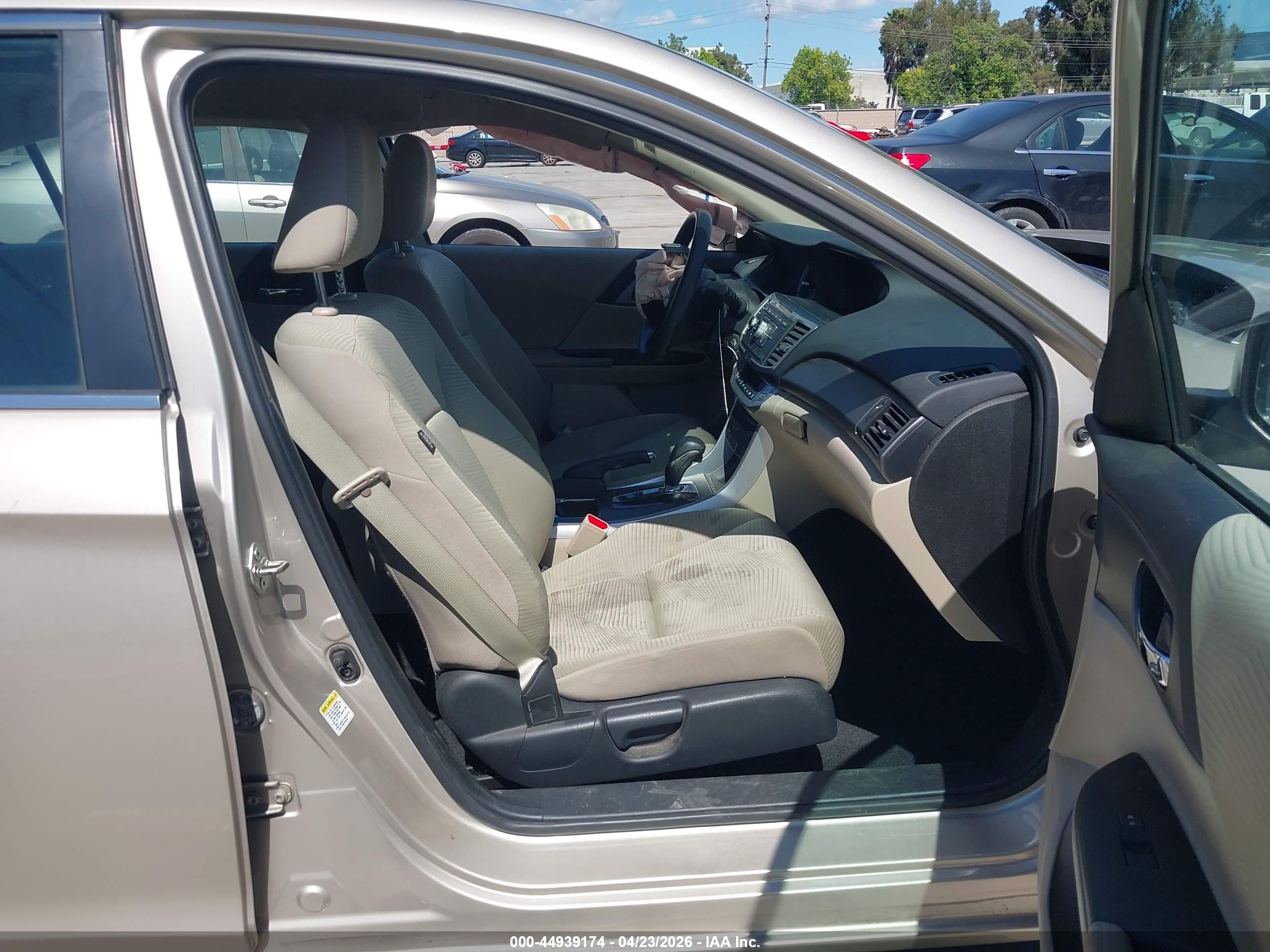 HONDA ACCORD image 5