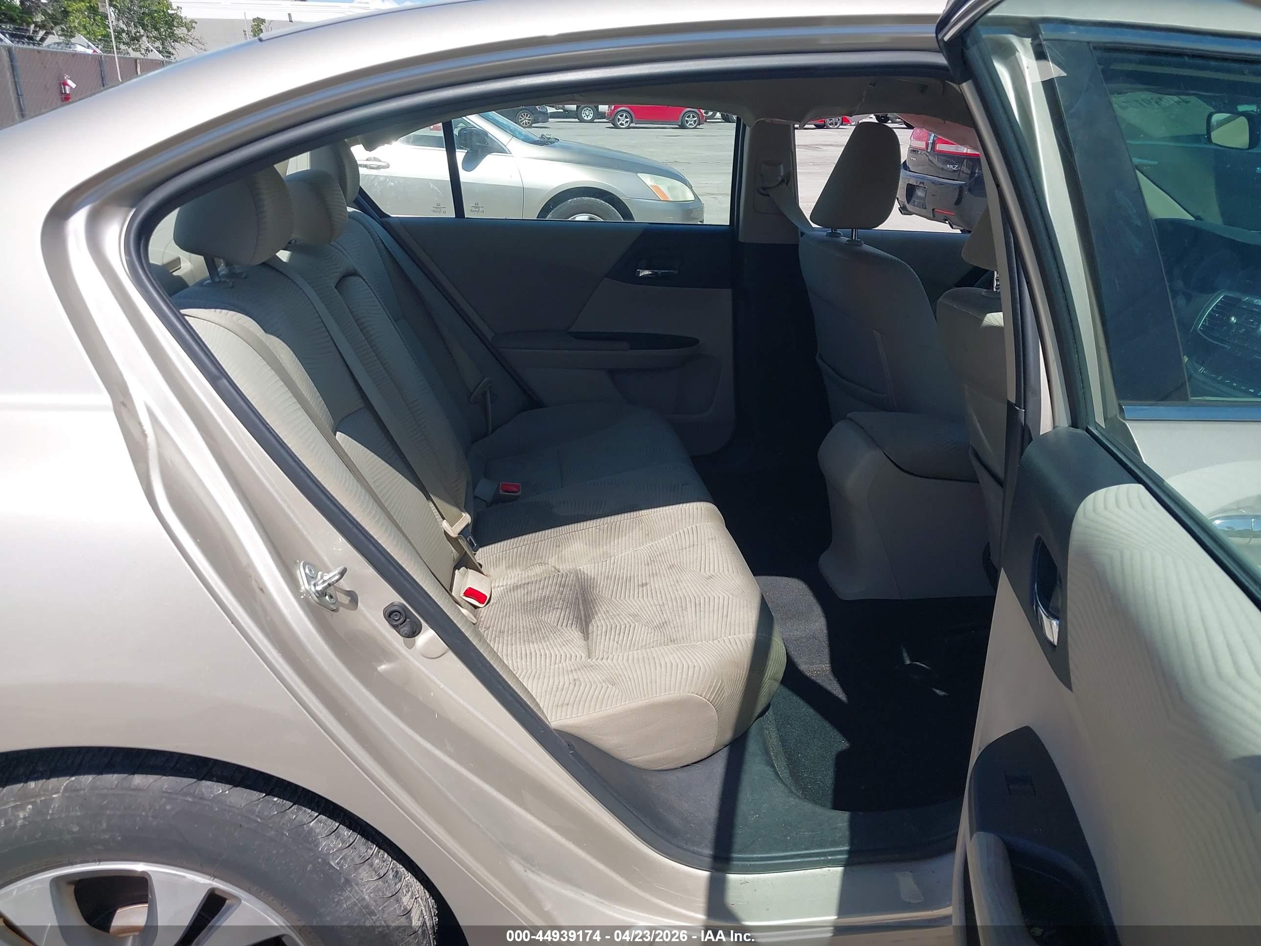 HONDA ACCORD image 8
