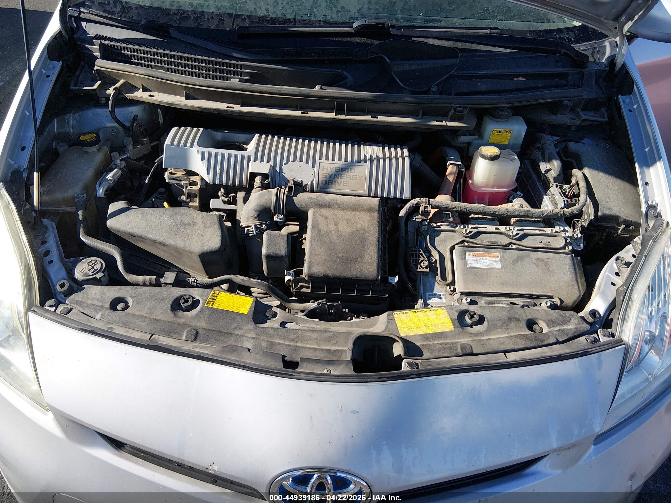 TOYOTA PRIUS image 10