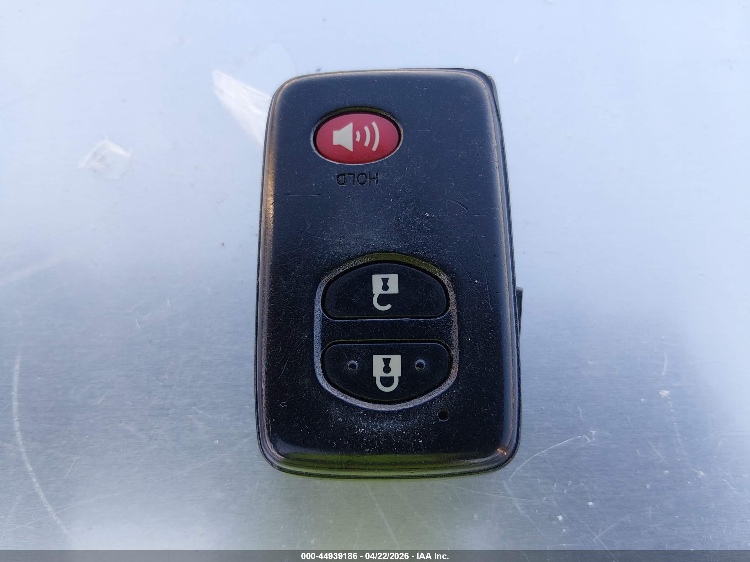 TOYOTA PRIUS image 11