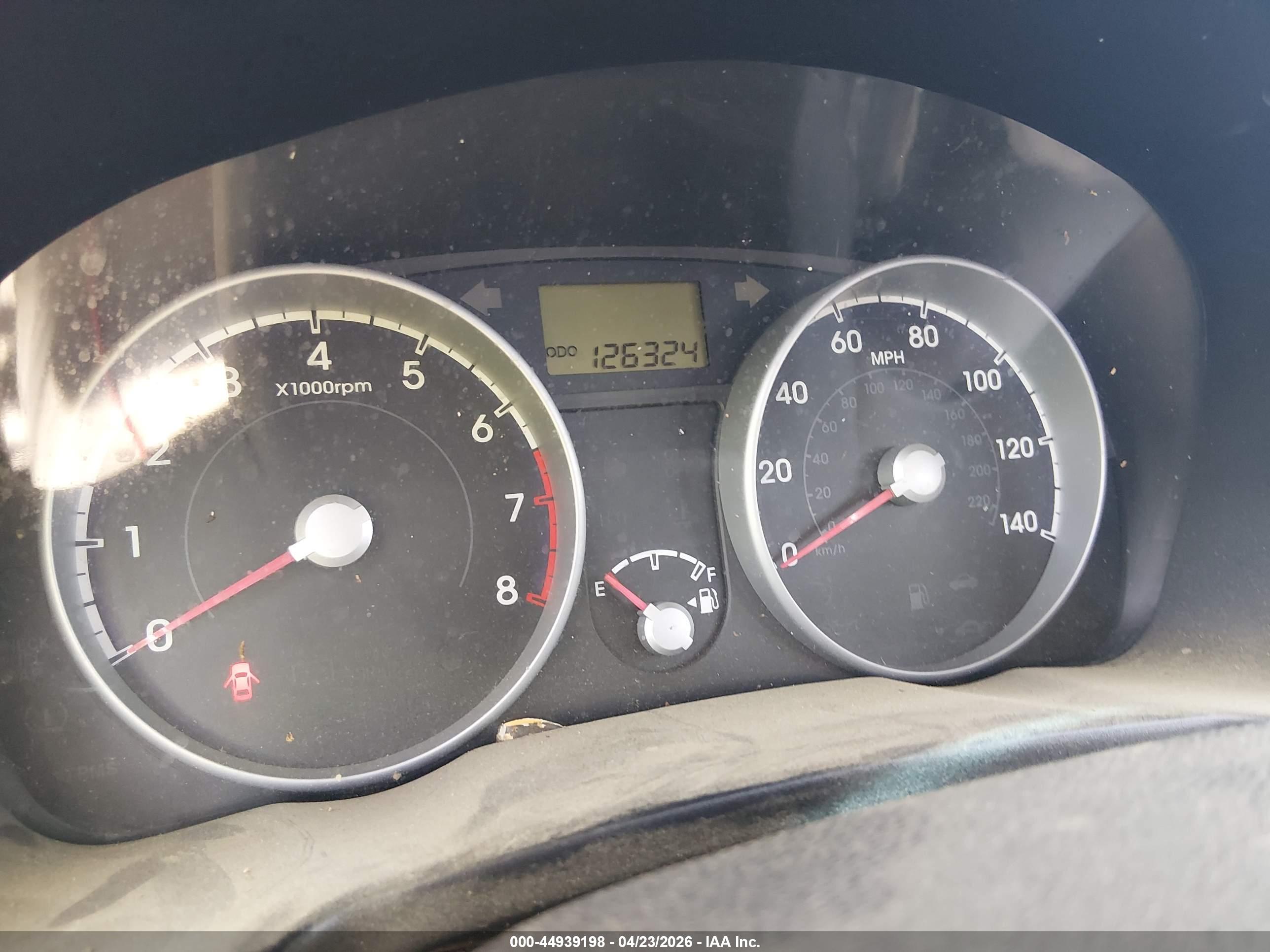 HYUNDAI ACCENT image 7