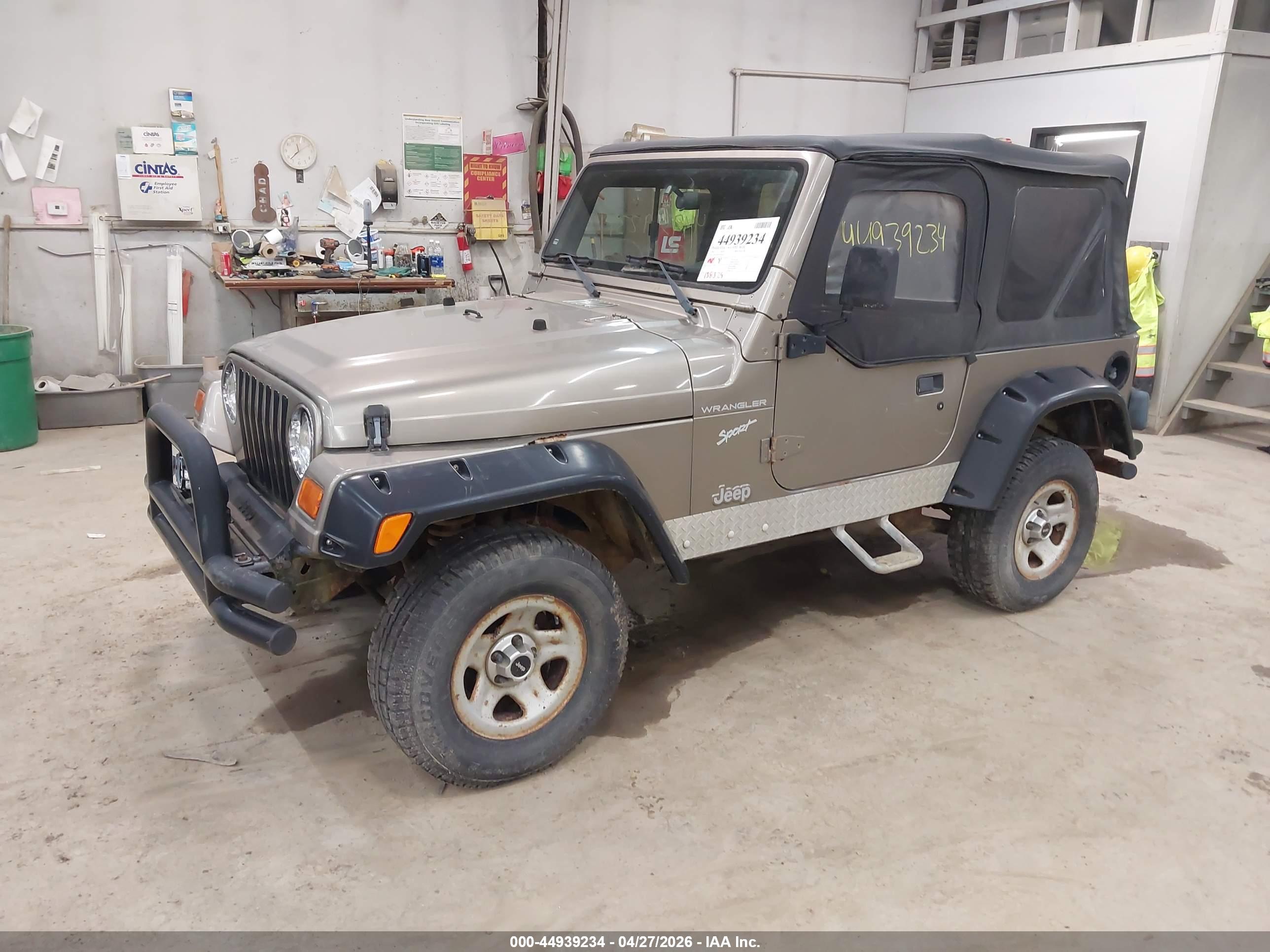 JEEP WRANGLER image 2