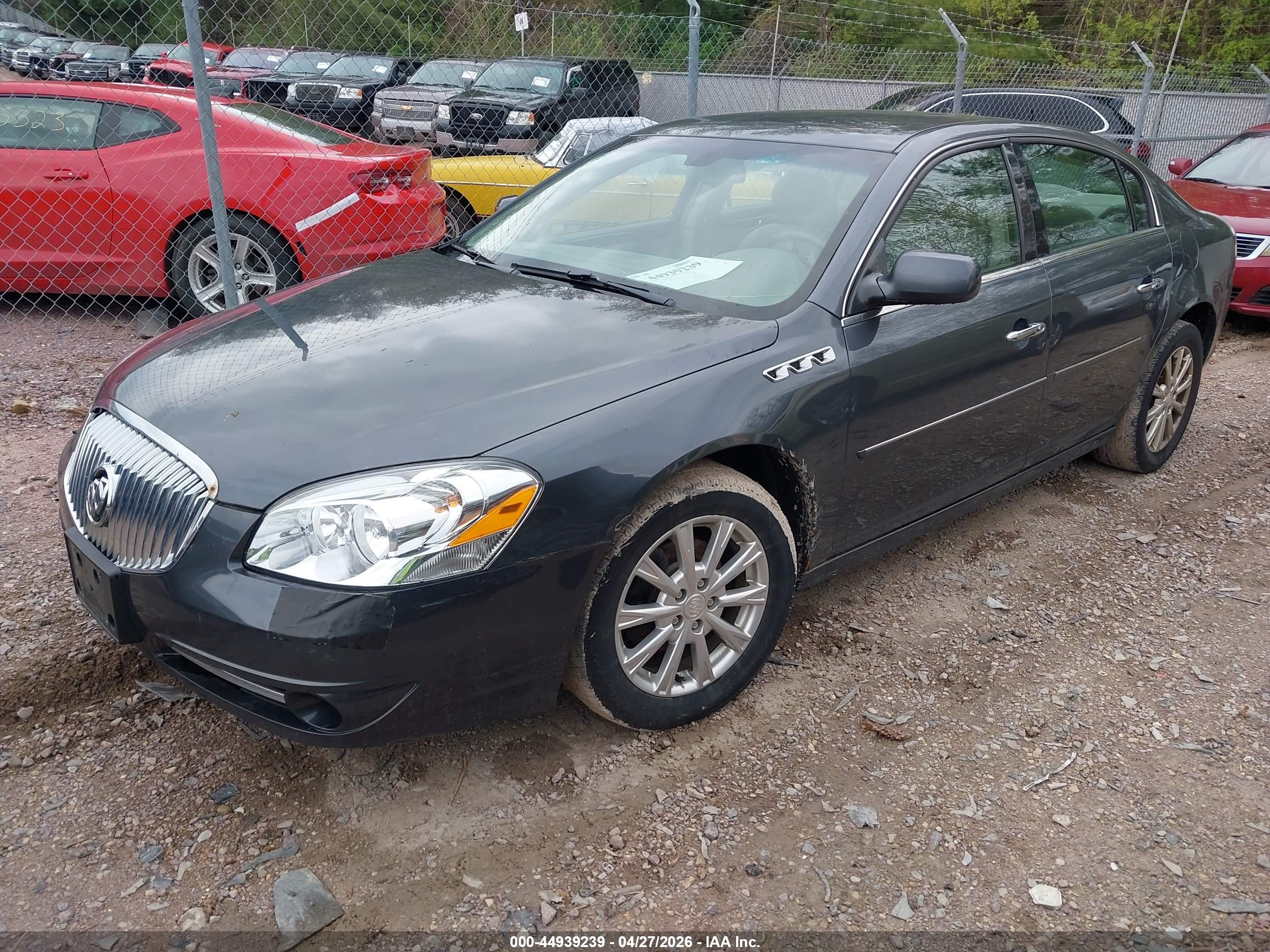 BUICK LUCERNE image 2
