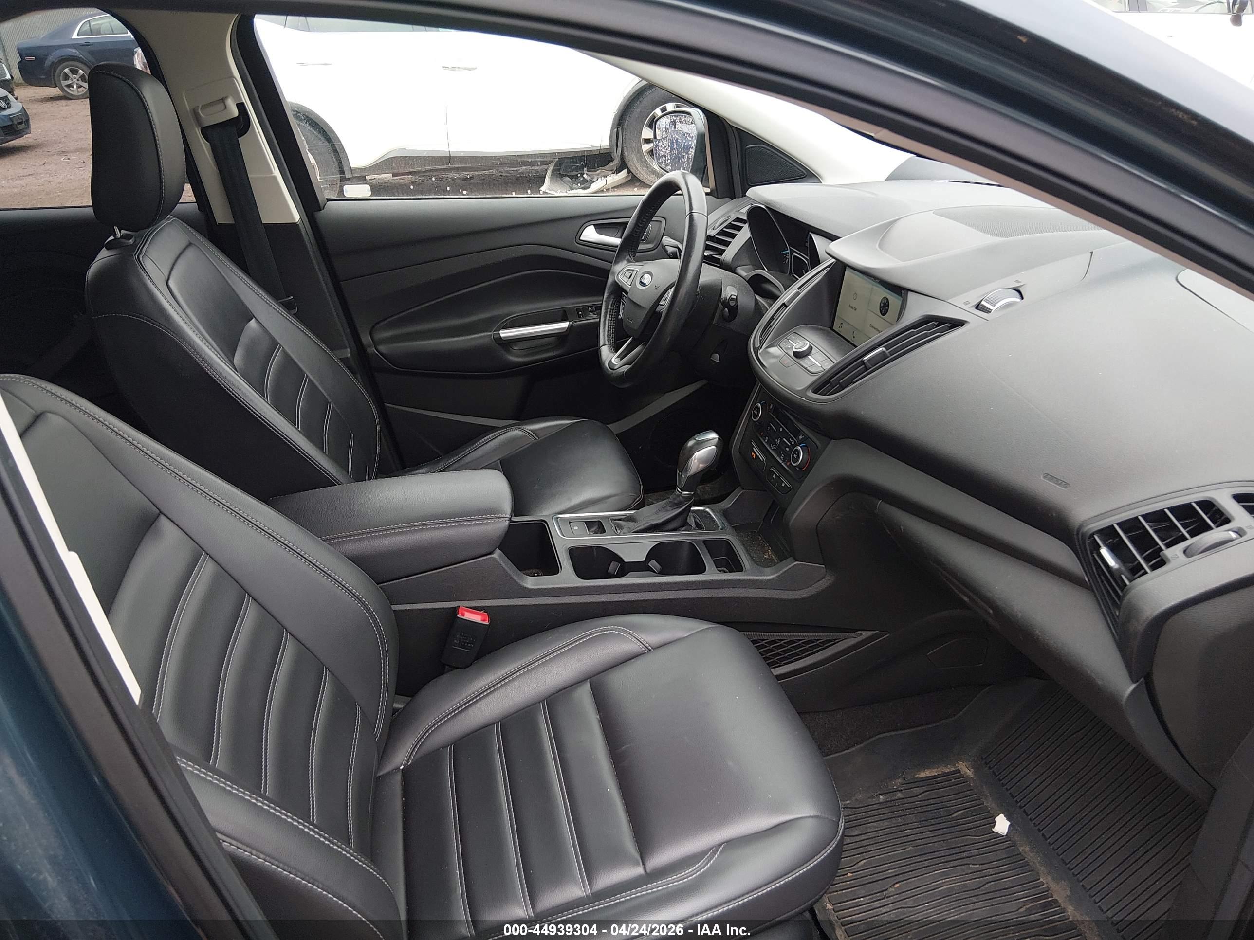 FORD ESCAPE image 5