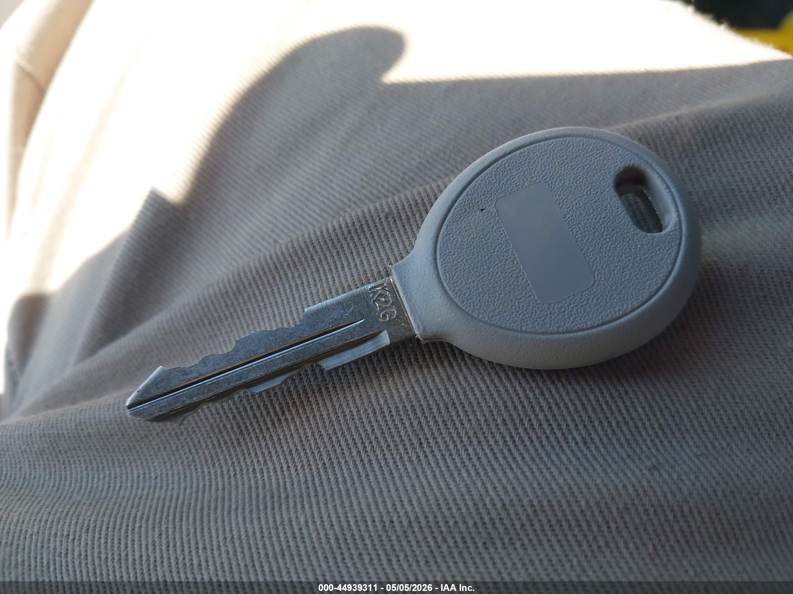 CHRYSLER 300 image 11