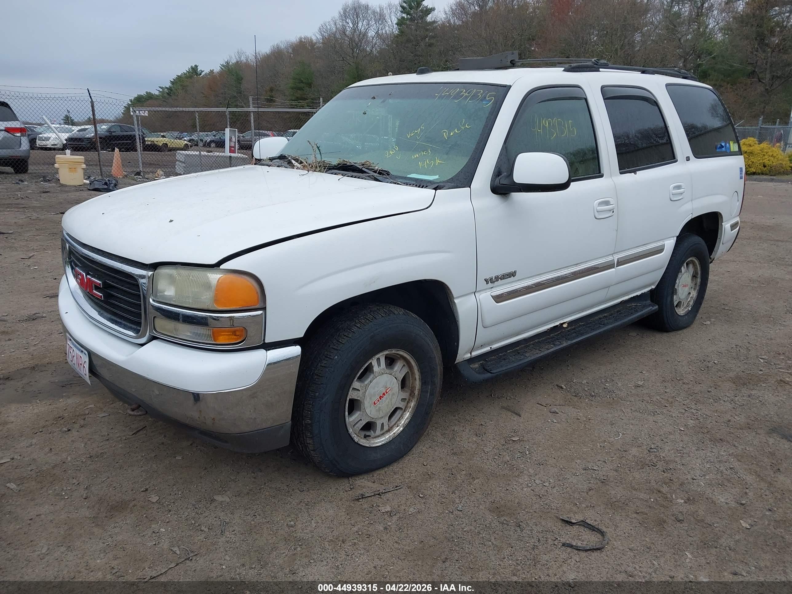 GMC YUKON image 2