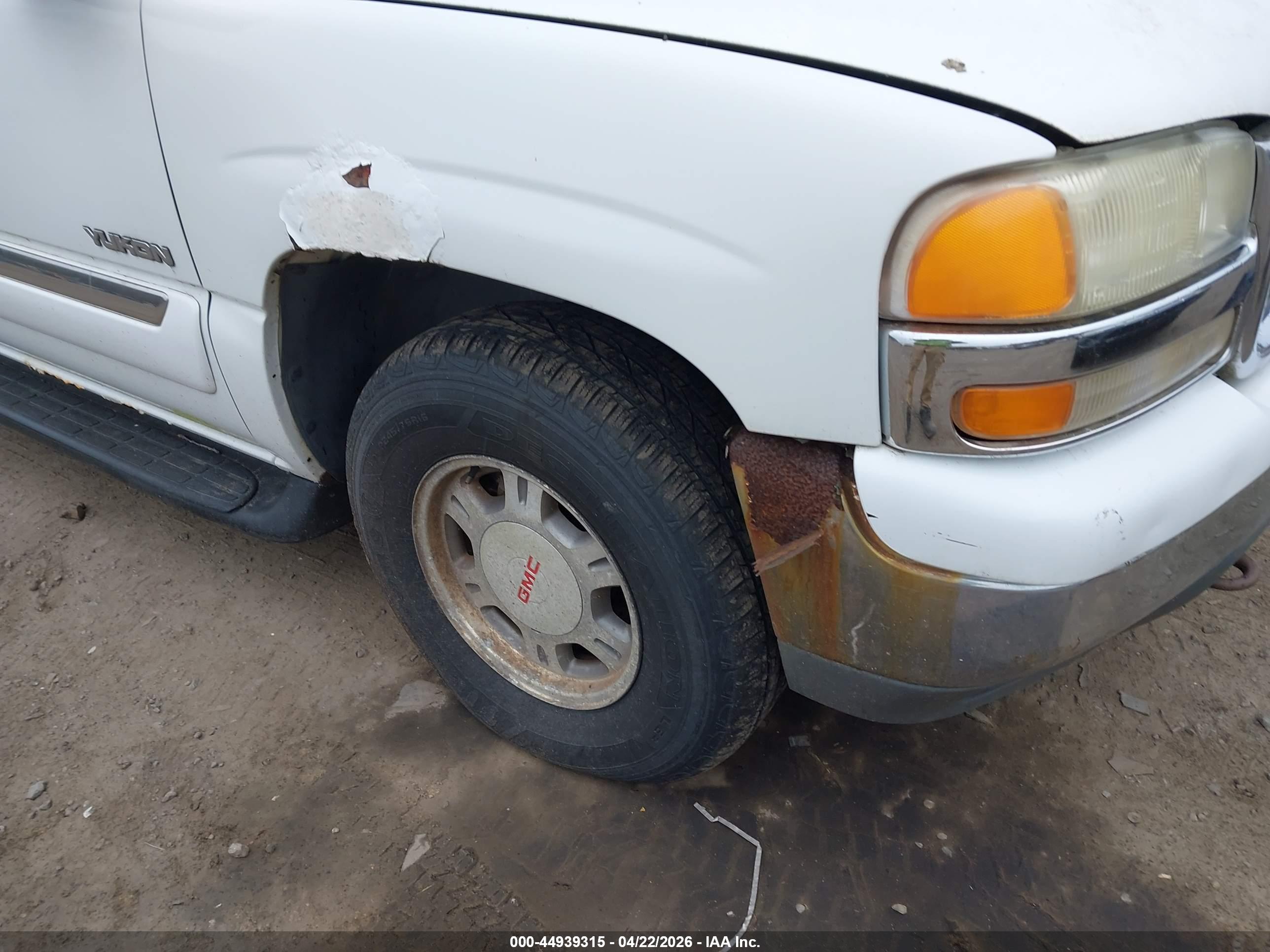 GMC YUKON image 6