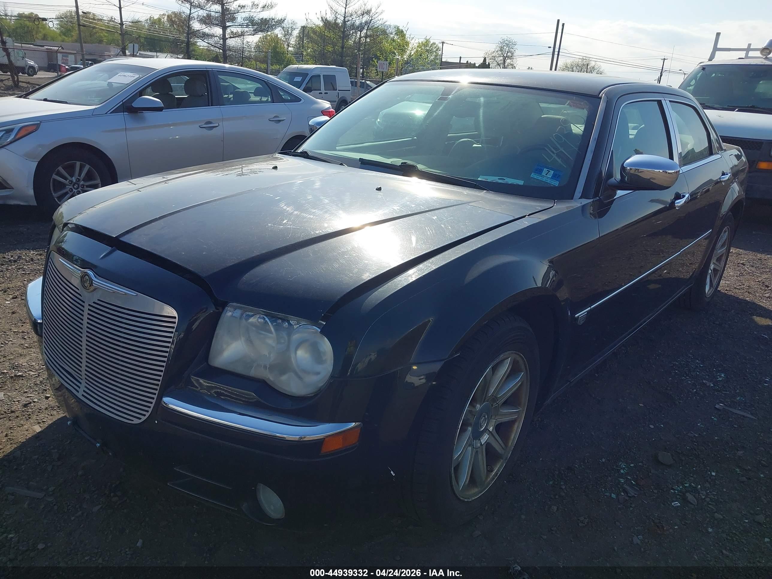 CHRYSLER 300C image 6
