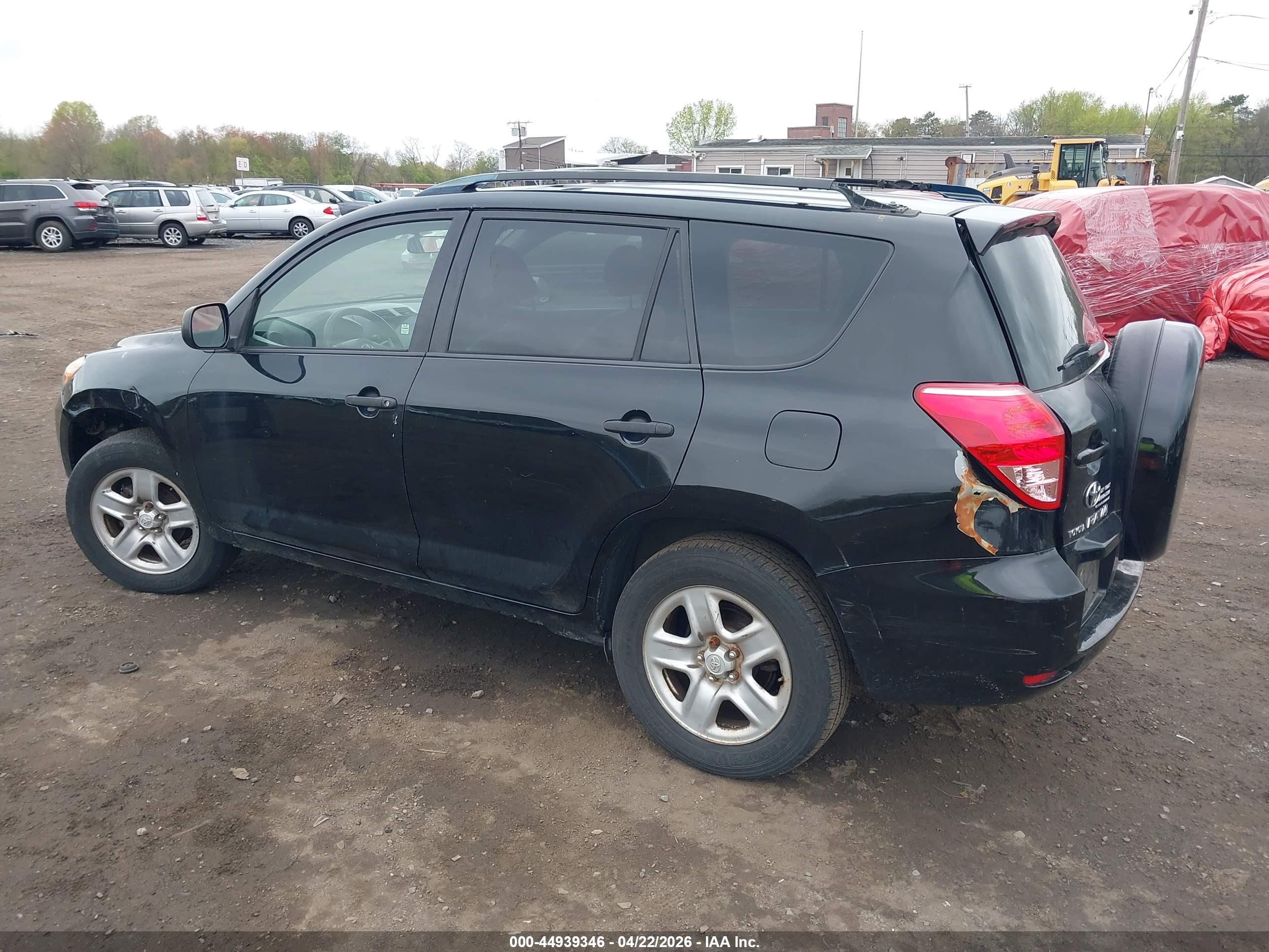 TOYOTA RAV4 image 6