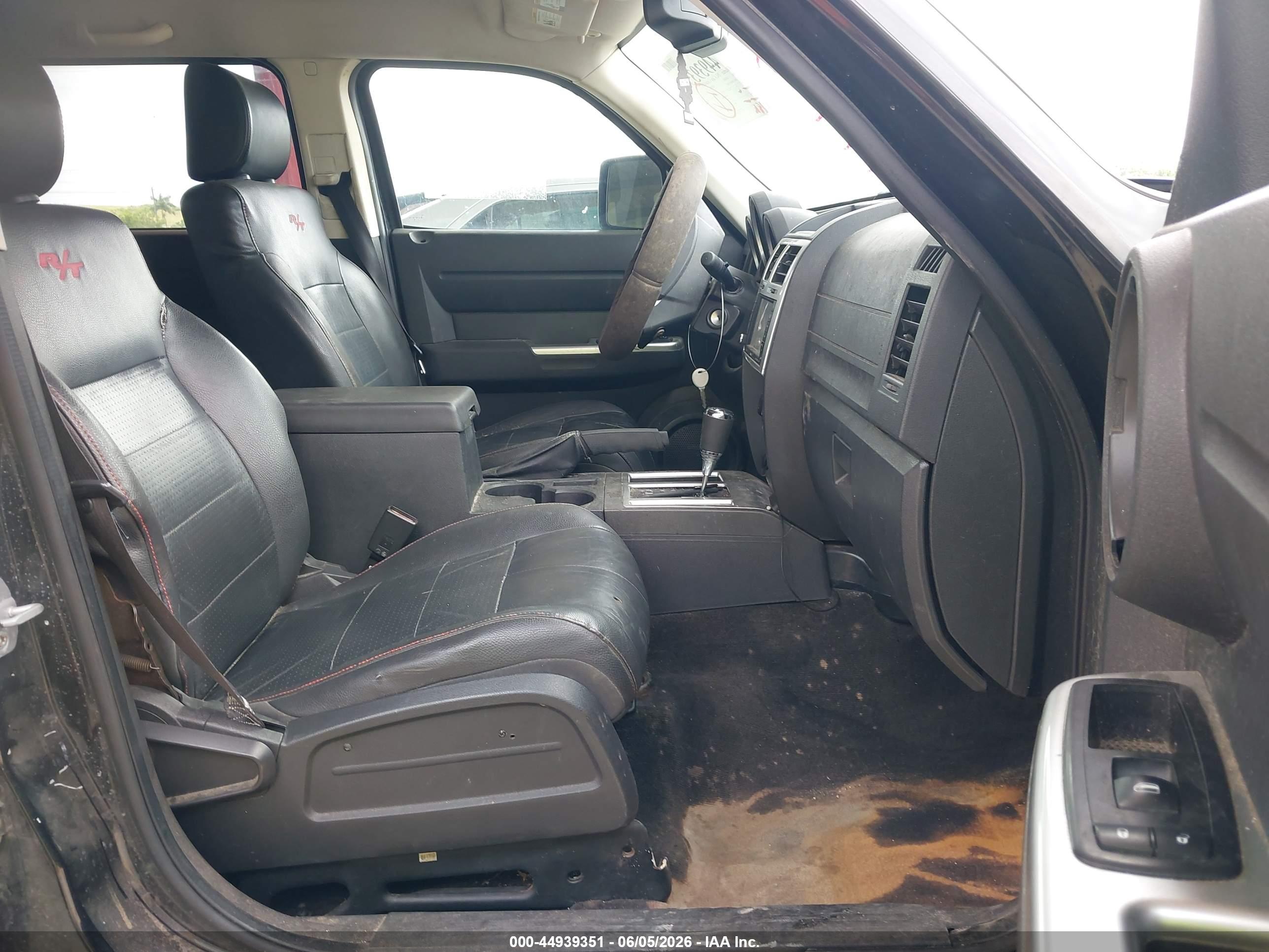 DODGE NITRO image 5