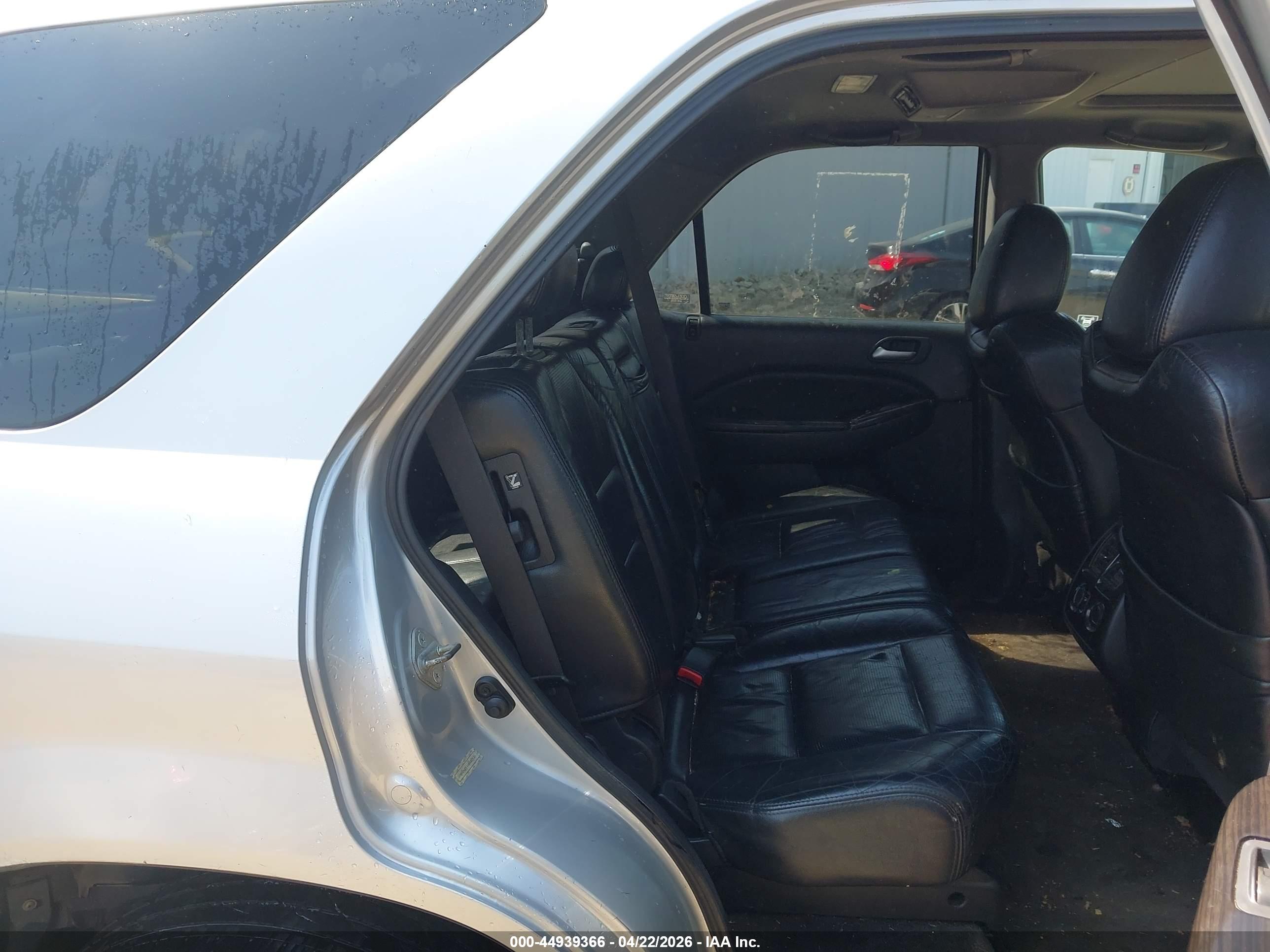 ACURA MDX image 8