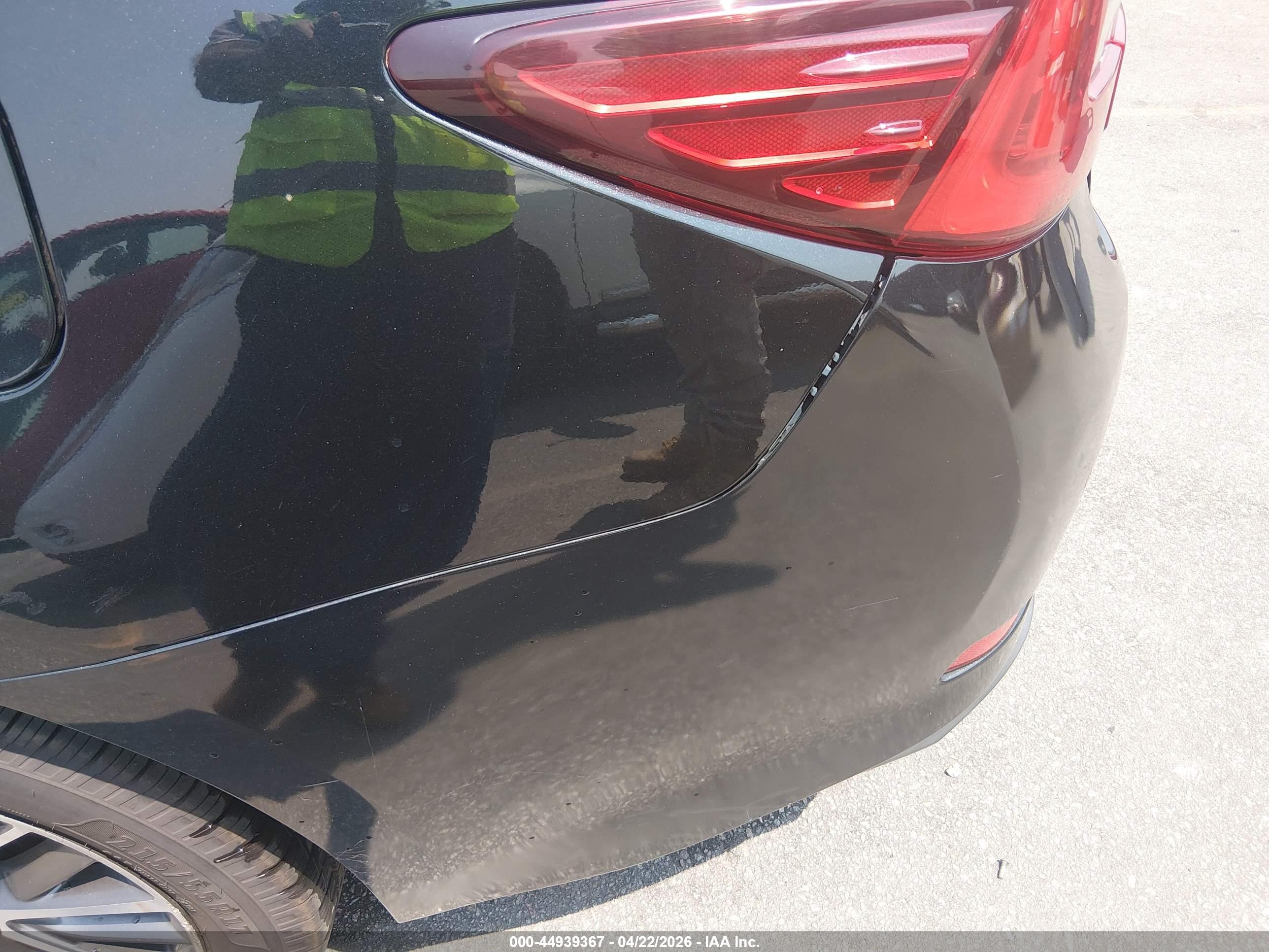 LEXUS ES image 6