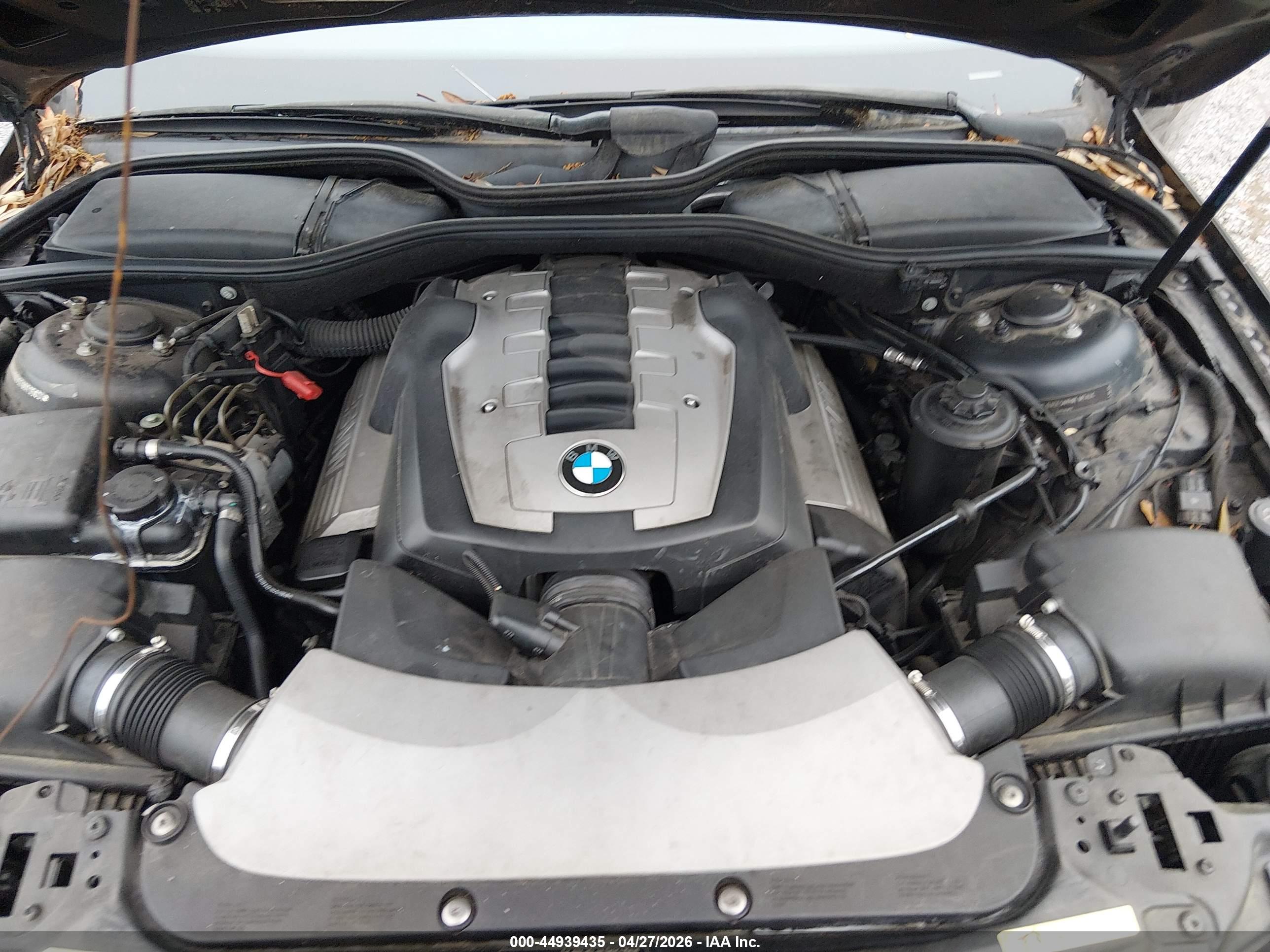 BMW 750LI image 10