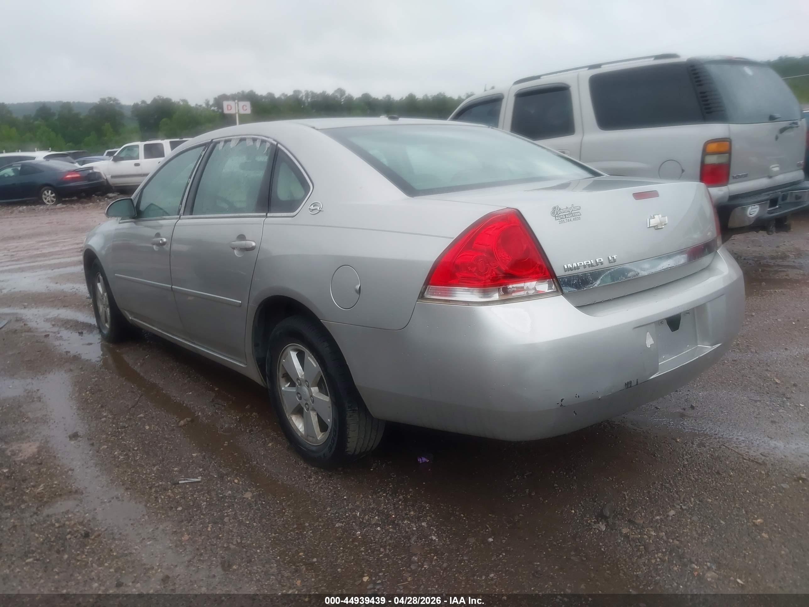 CHEVROLET IMPALA image 3