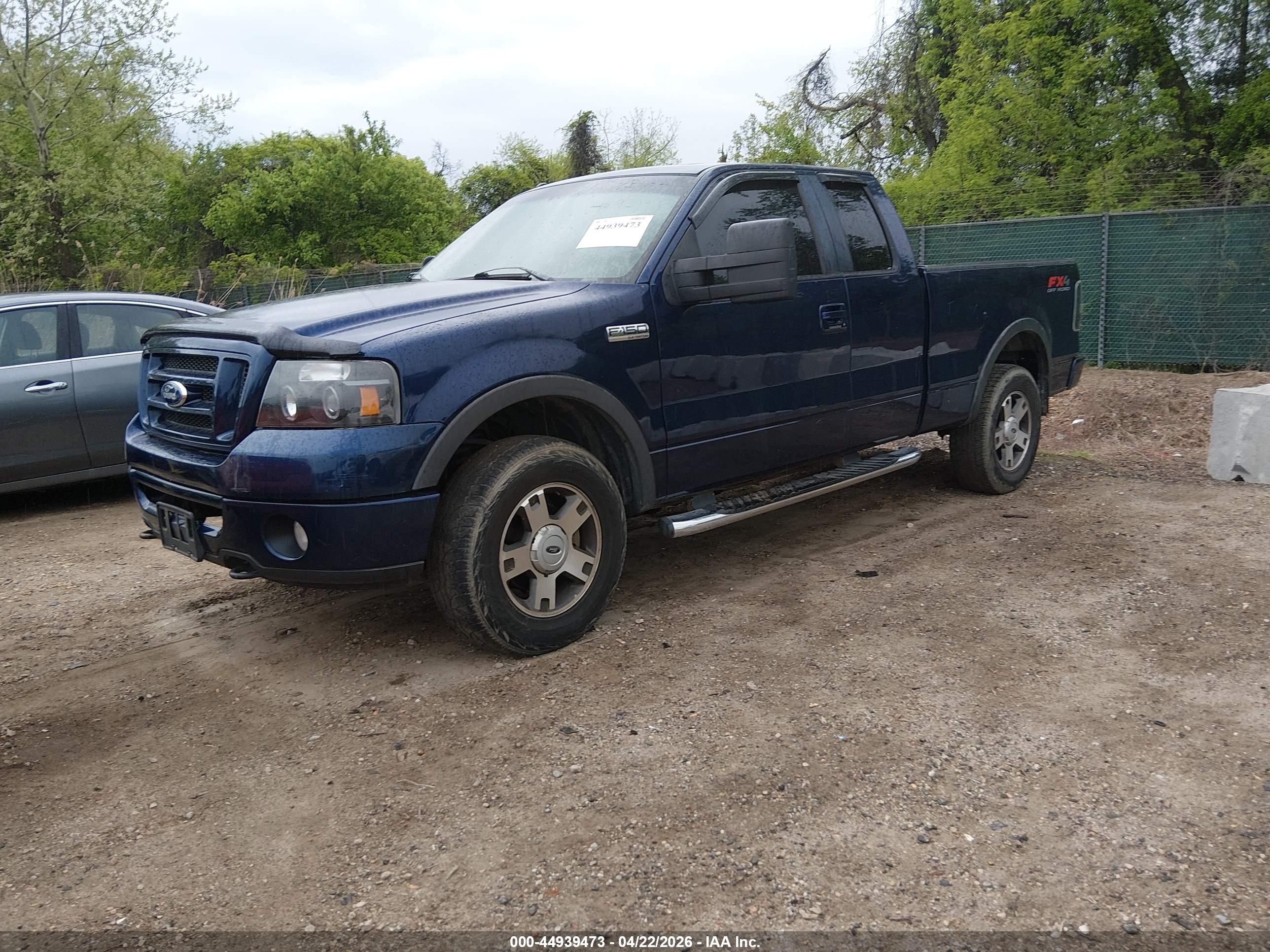 FORD F-150 image 2